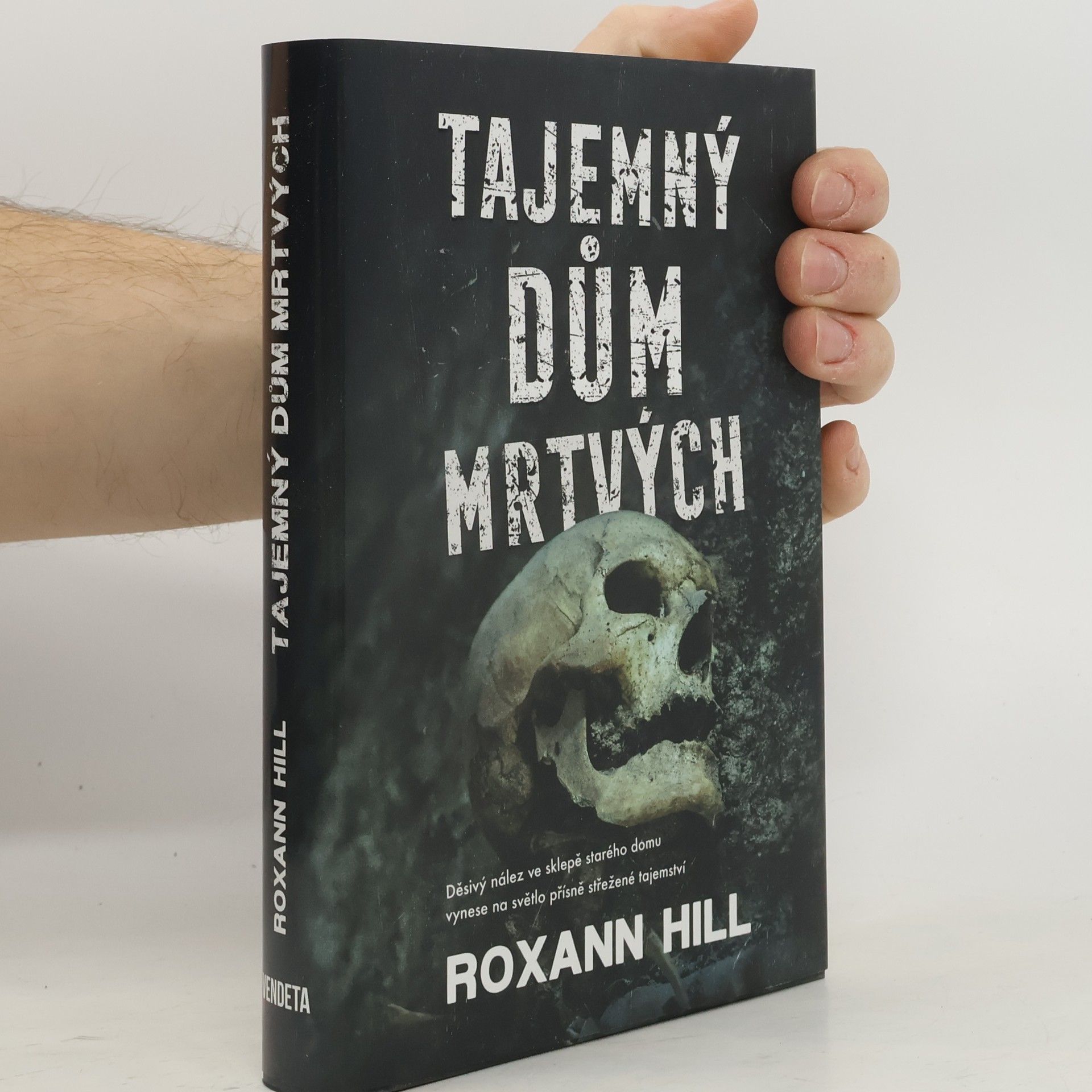 Tajemný dům mrtvých