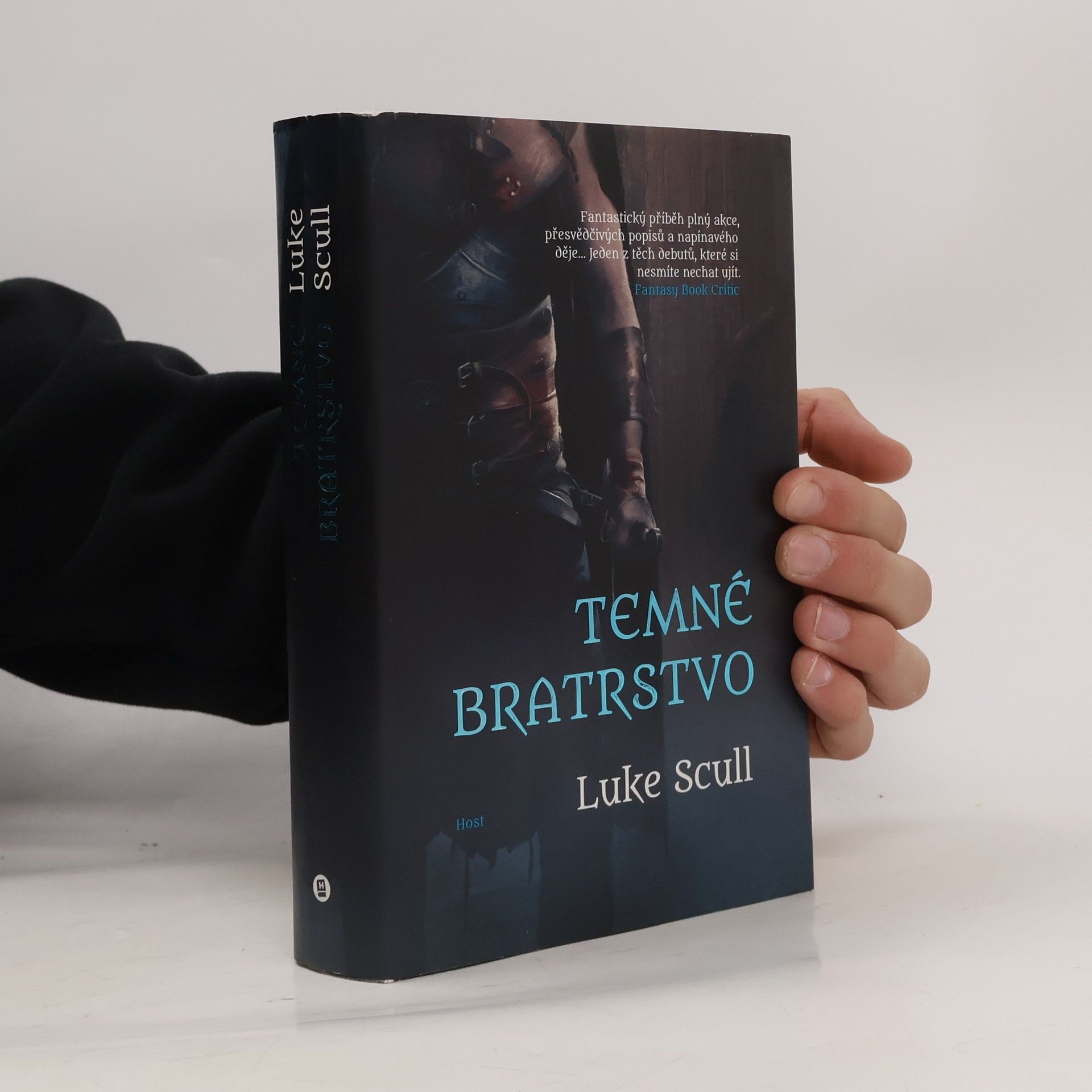 Luke Scull Temné bratrstvo