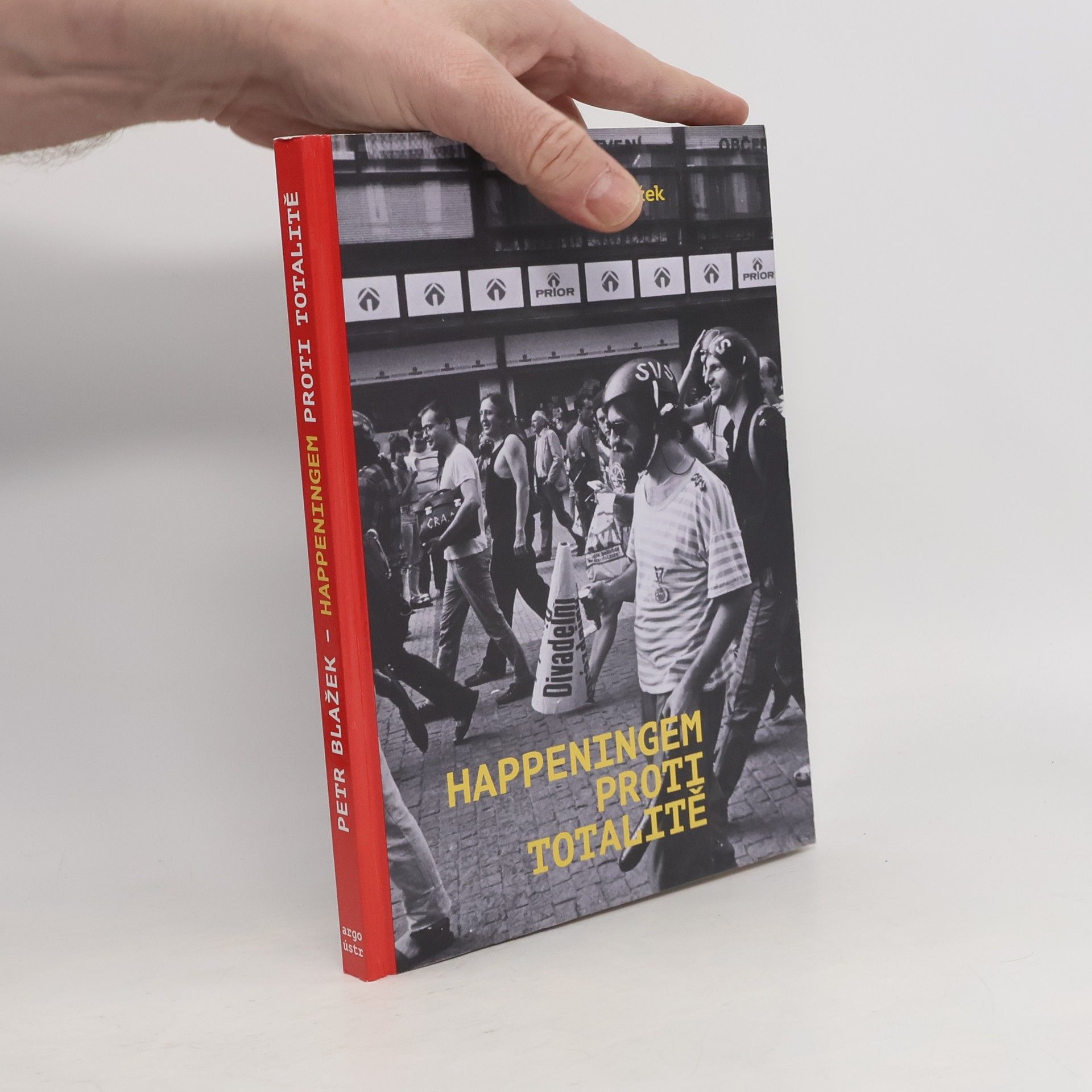 Happeningem proti totalitě