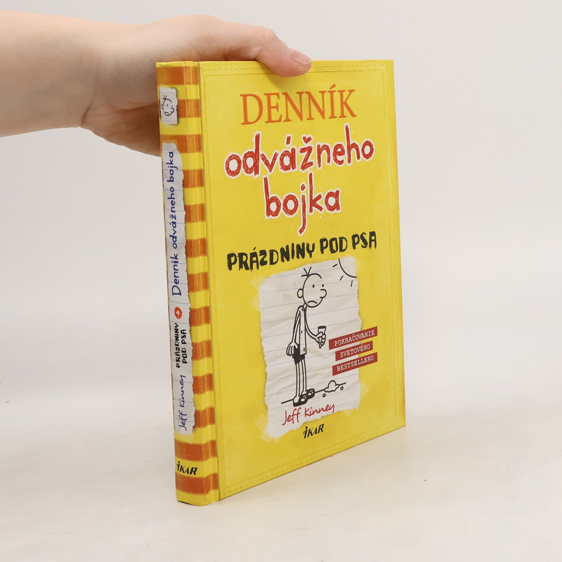 Jeff Kinney Denník odvážneho bojka 4: Prázdniny pod psa