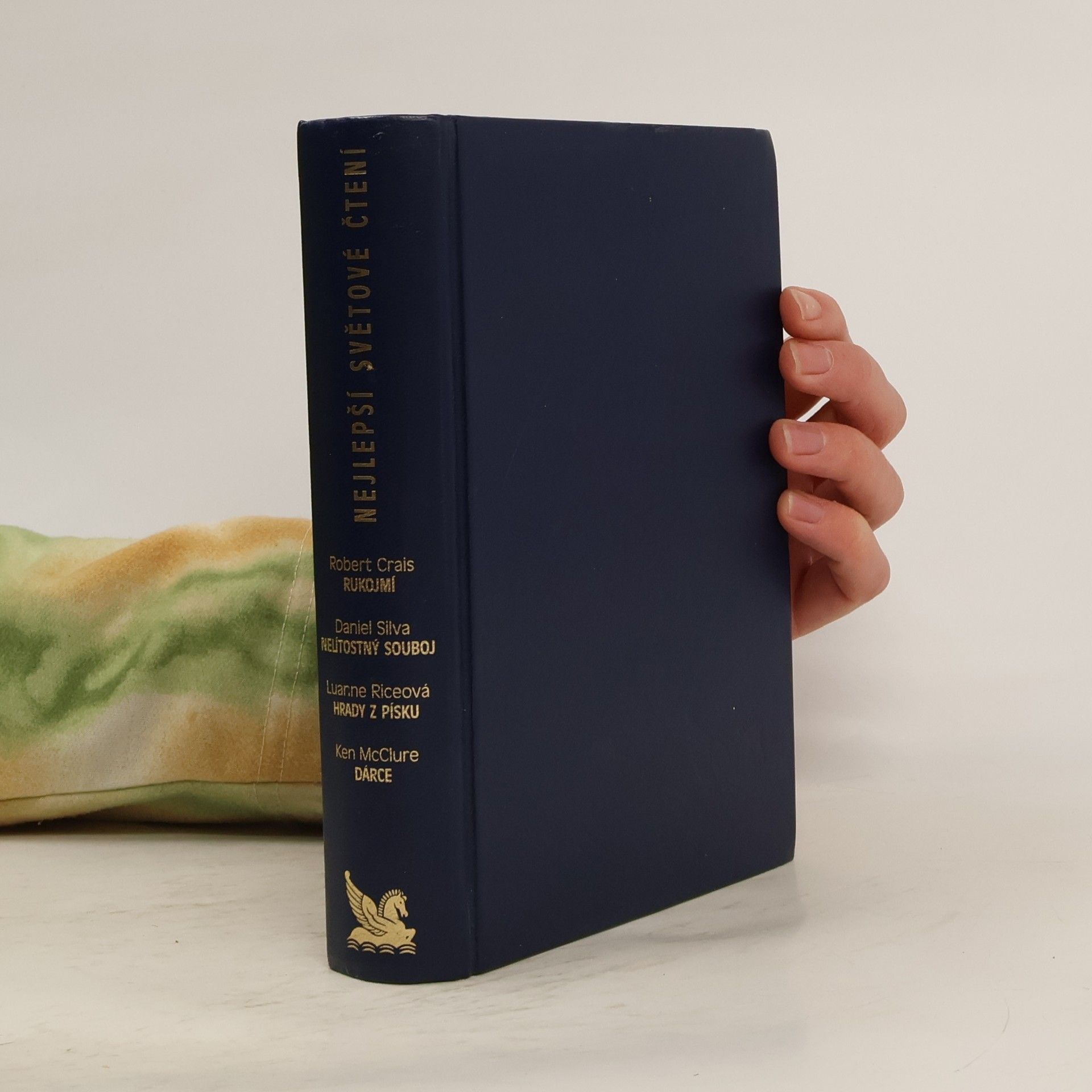 Robert Crais Nejlepší světové čtení. Rukojmí. Nelítostný souboj. Hrady z písku. Dárce
