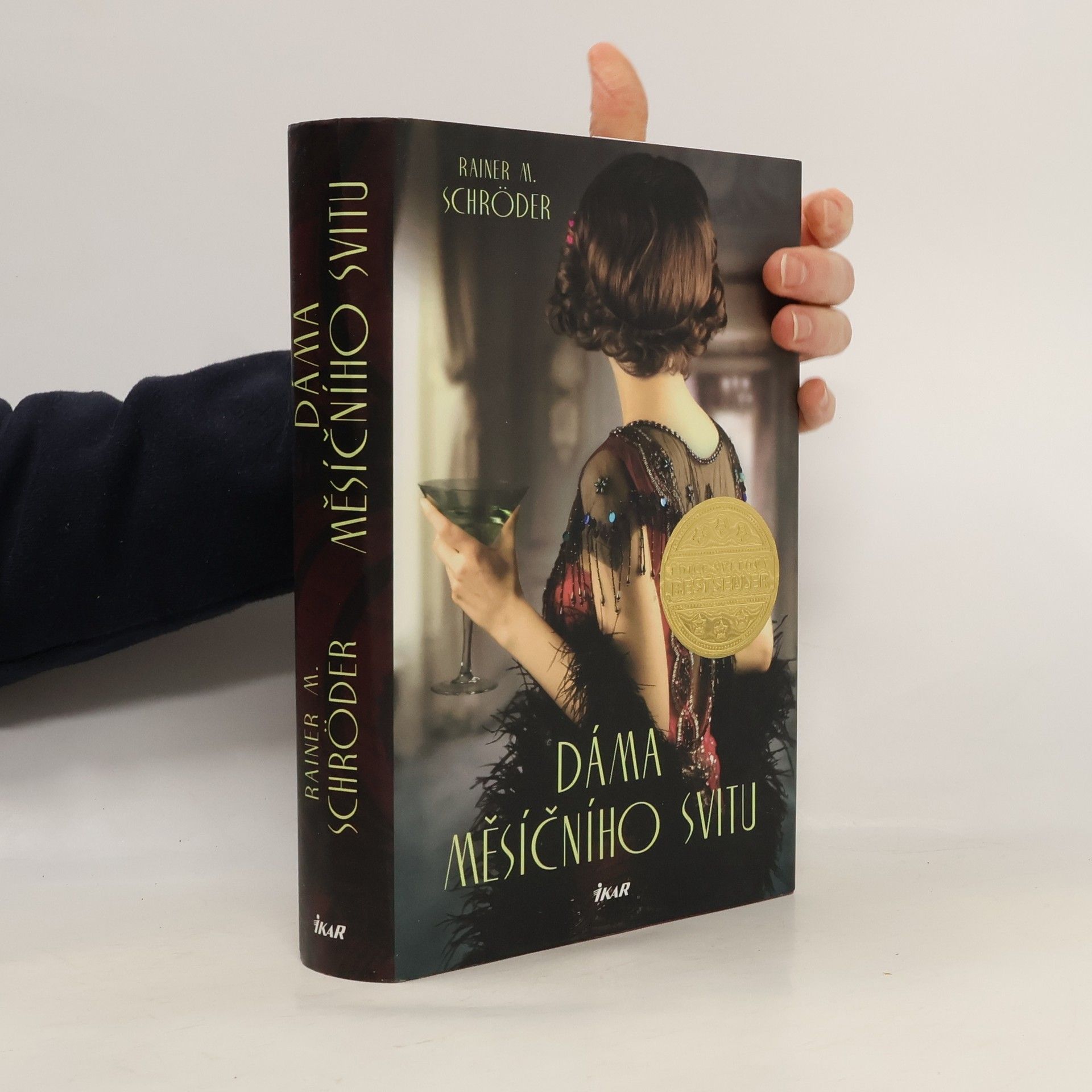 Rainer M. Schröder Dáma Měsíčního svitu
