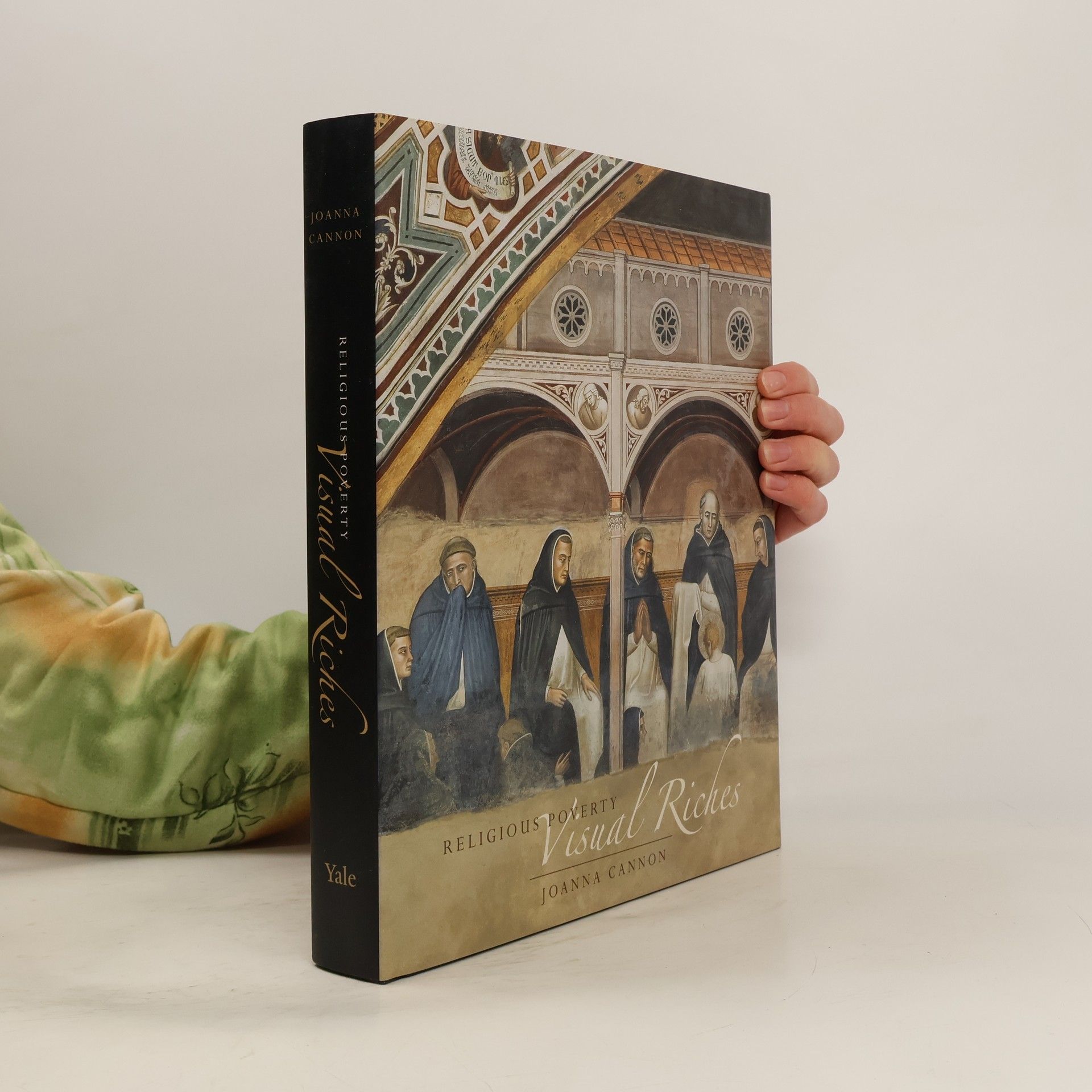 Religious Poverty, Visual Riches