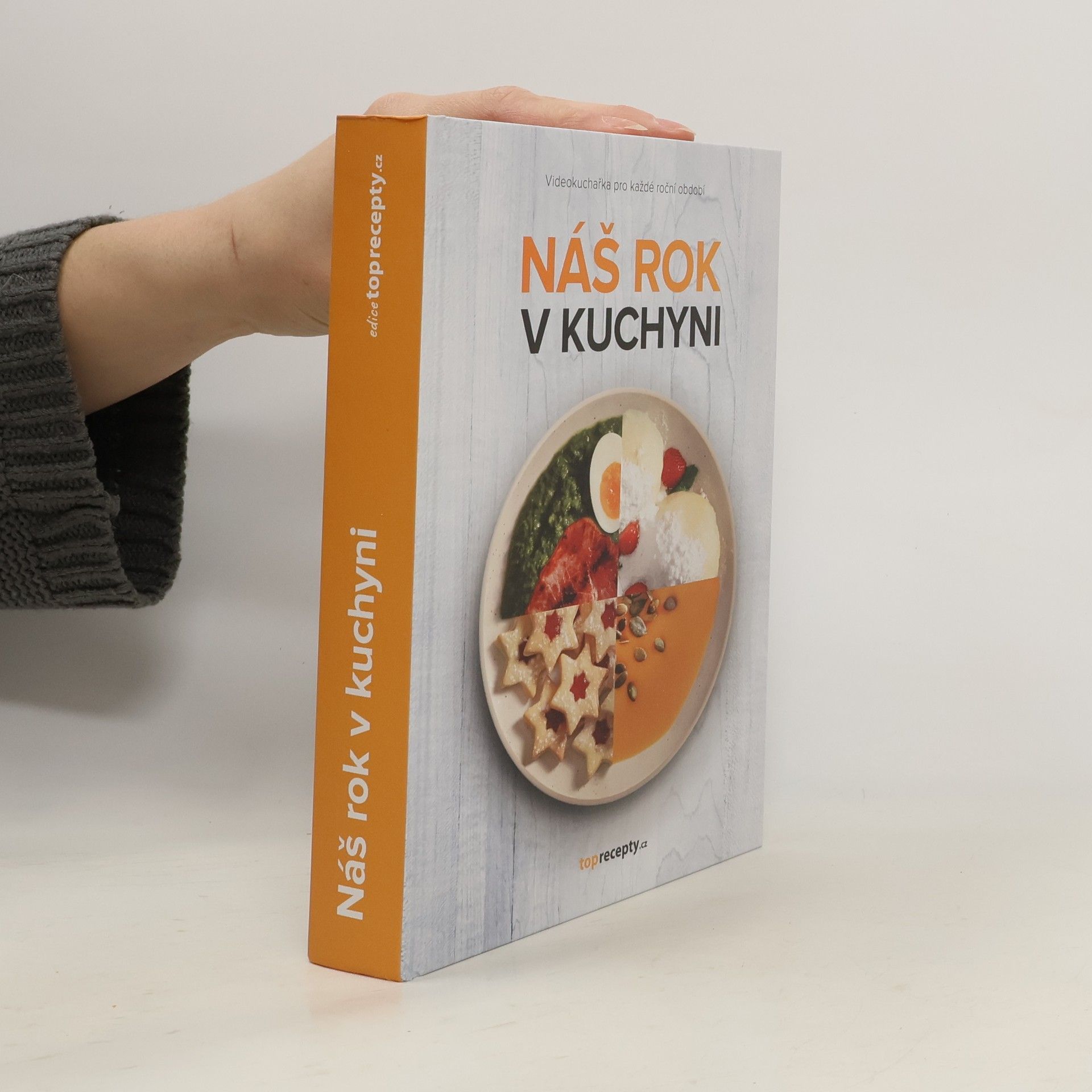 Collectif d'auteurs Náš rok v kuchyni