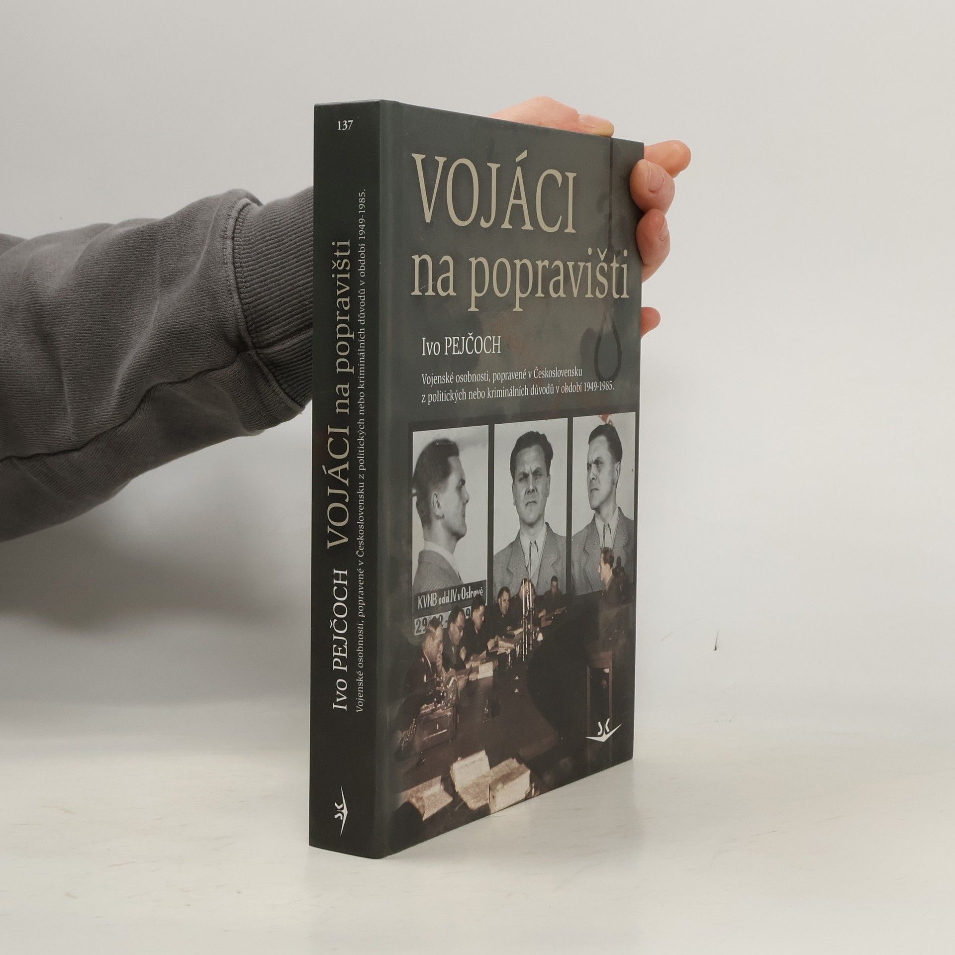 Ivo Pejčoch Vojáci na popravišti