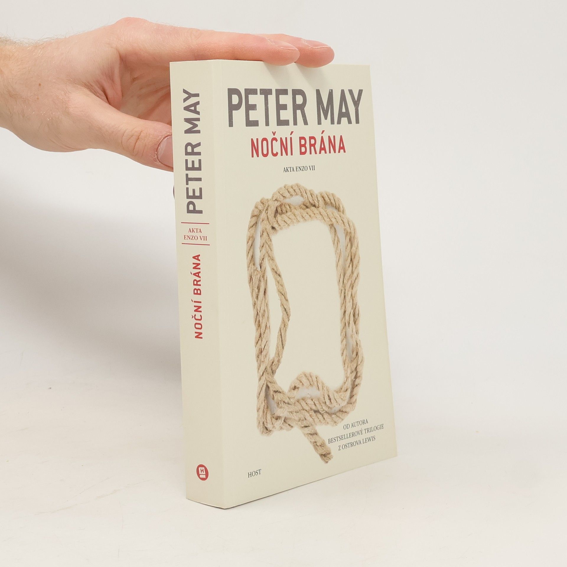 Peter May Noční brána