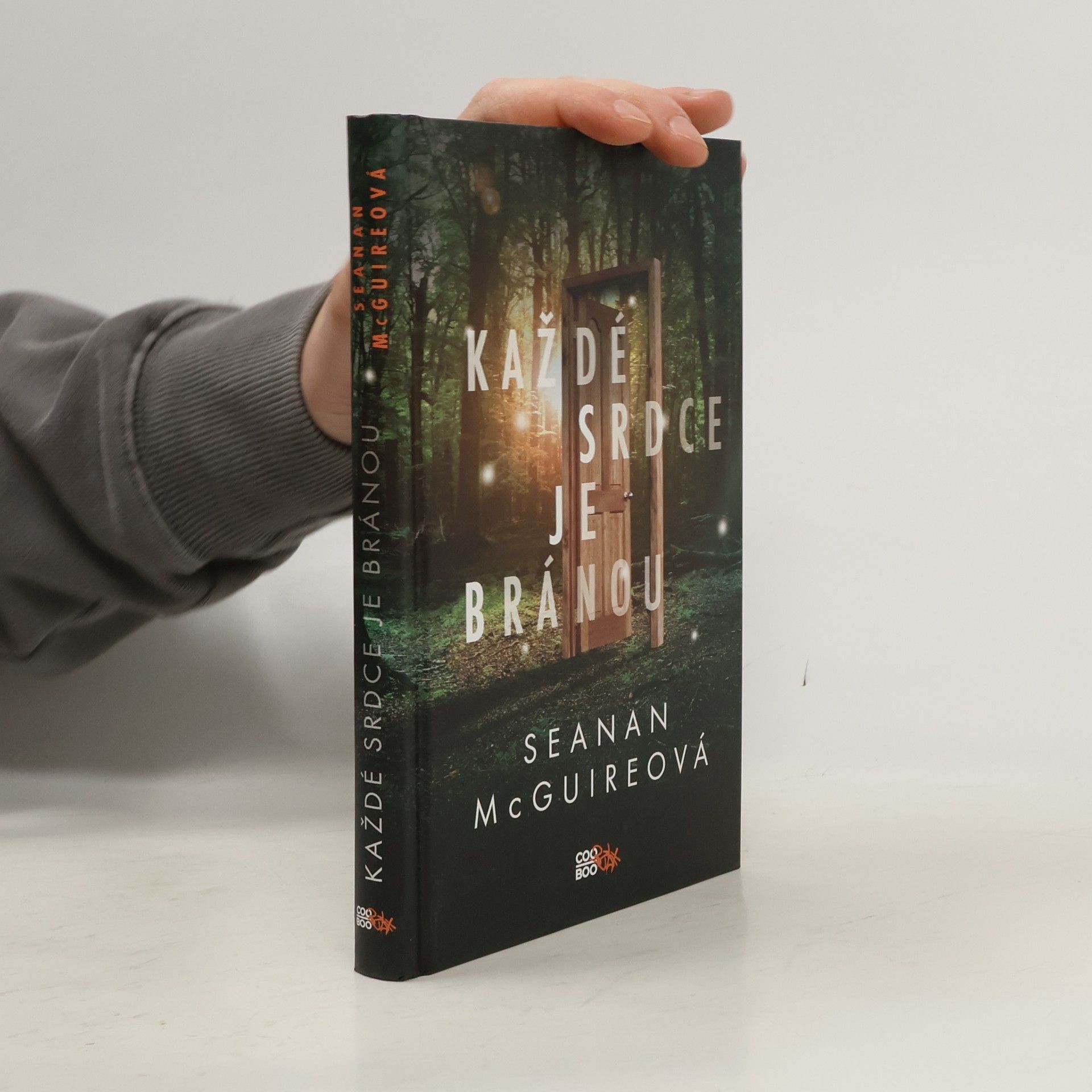 Seanan McGuire Každé srdce je bránou