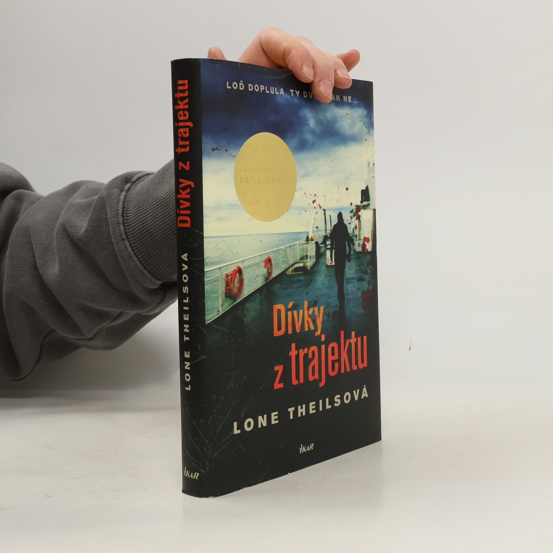 Lone Theils Dívky z trajektu