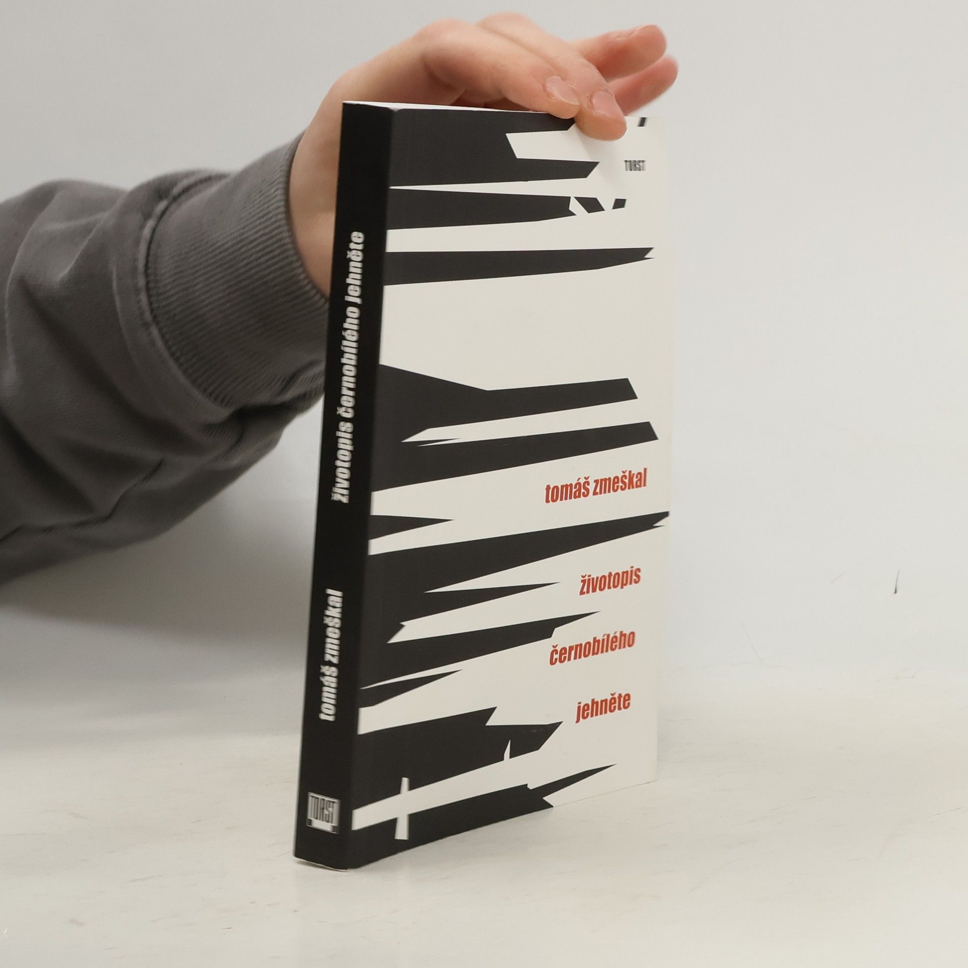 Životopis černobílého jehněte