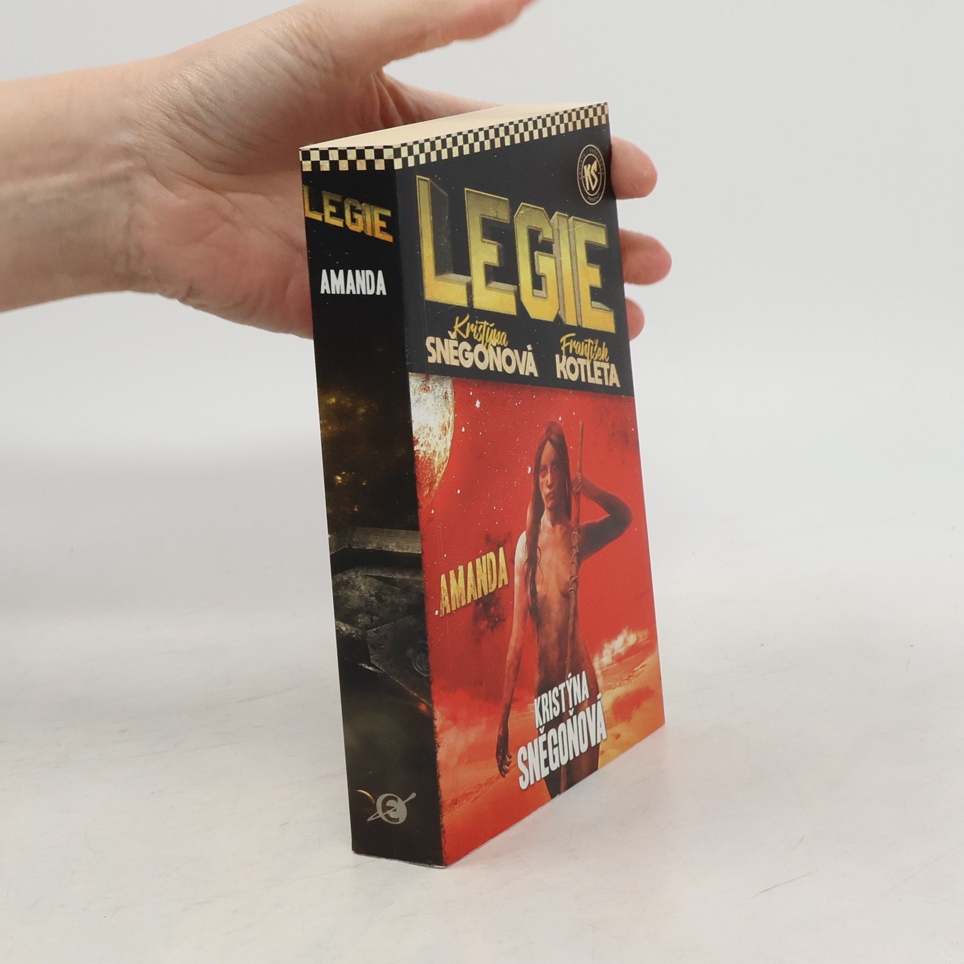 Kristýna Sněgoňová Legie. Amanda