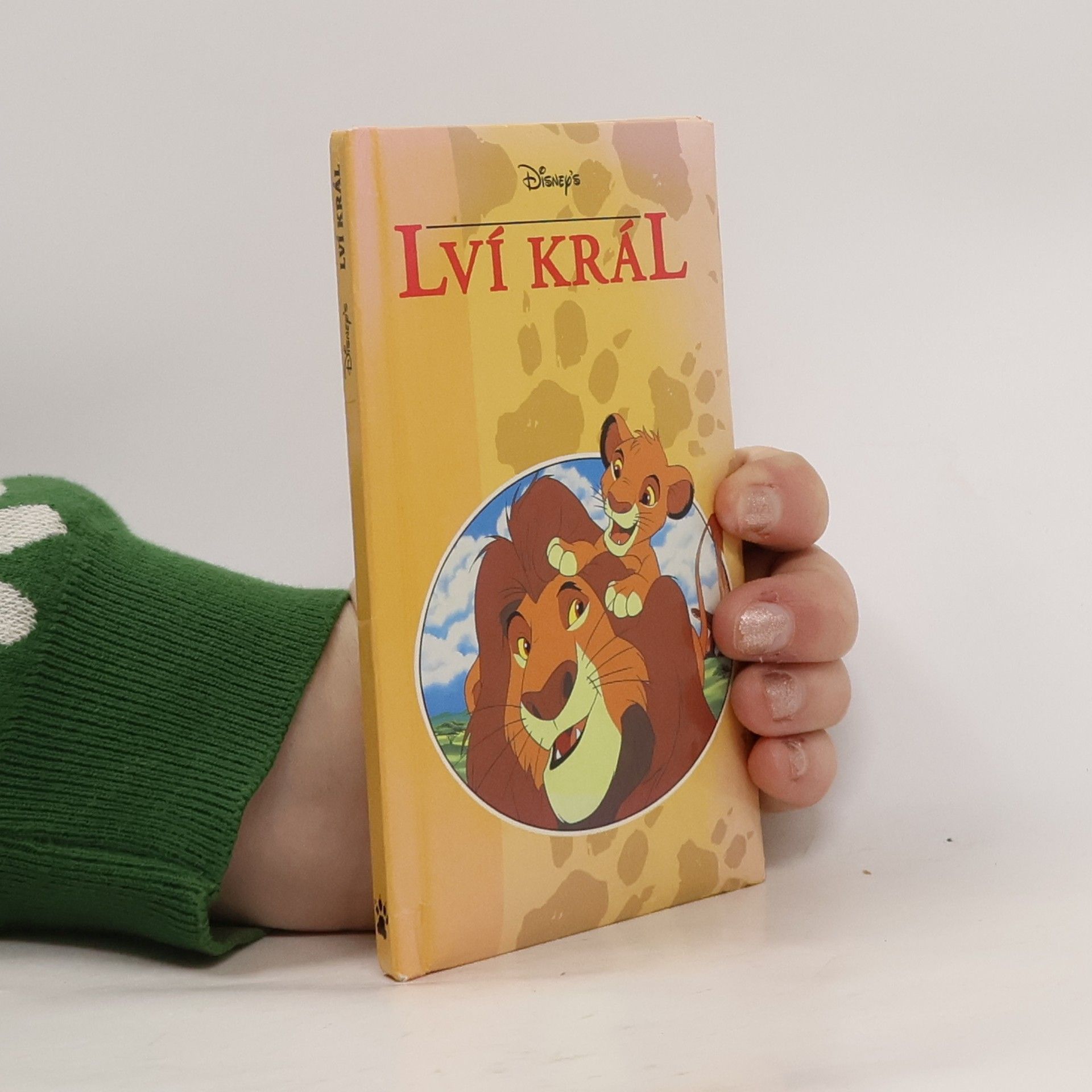 Collectif d'auteurs Lví král