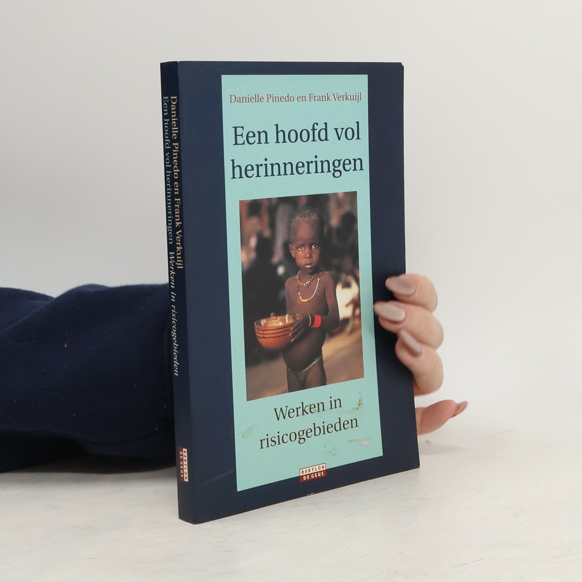 Danielle Pinedo Een hoofd vol herinneringen