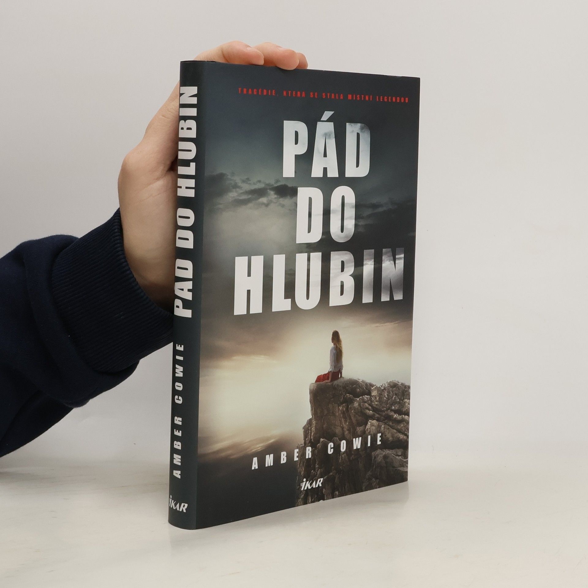 Pád do hlubin