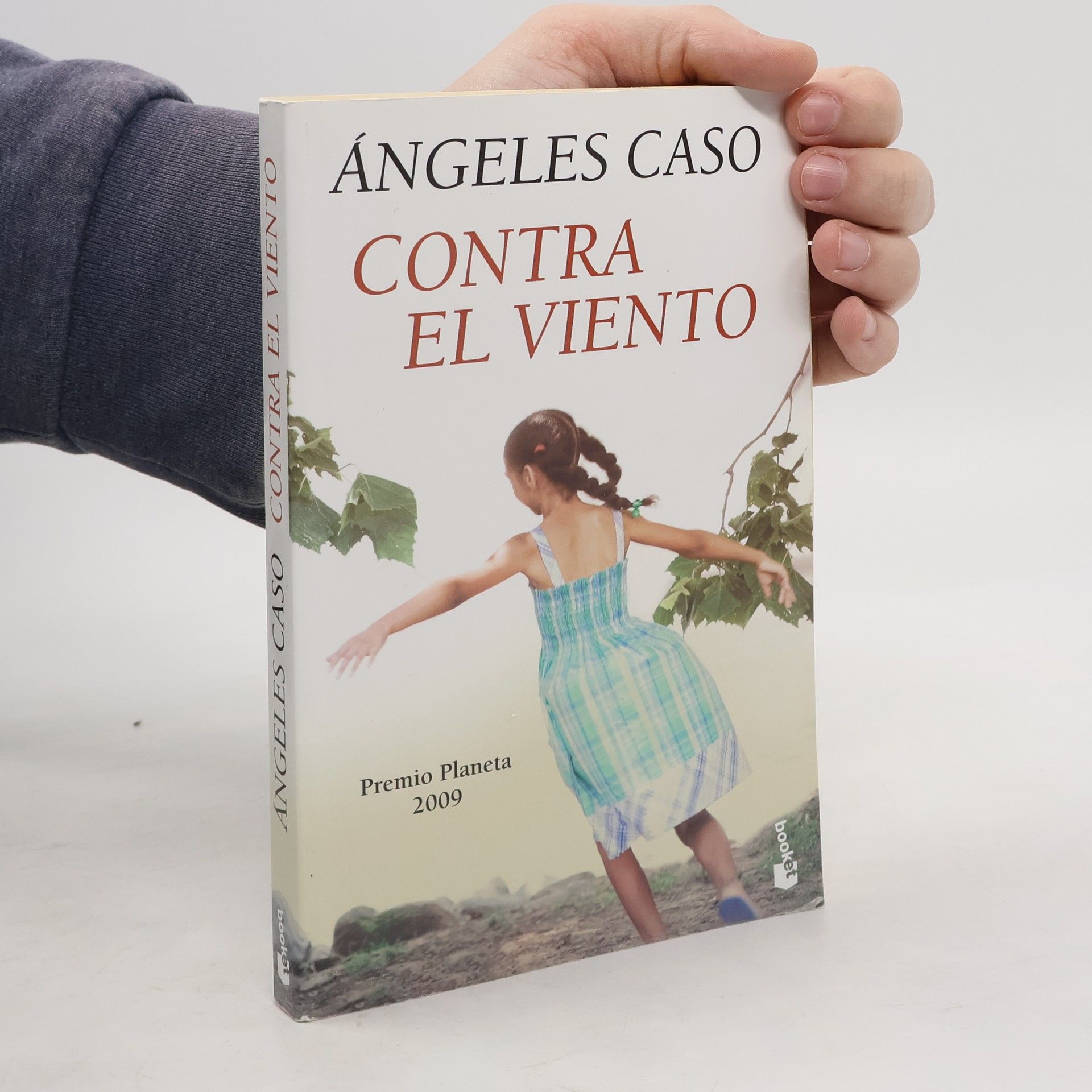 Ángeles Caso Contra el viento