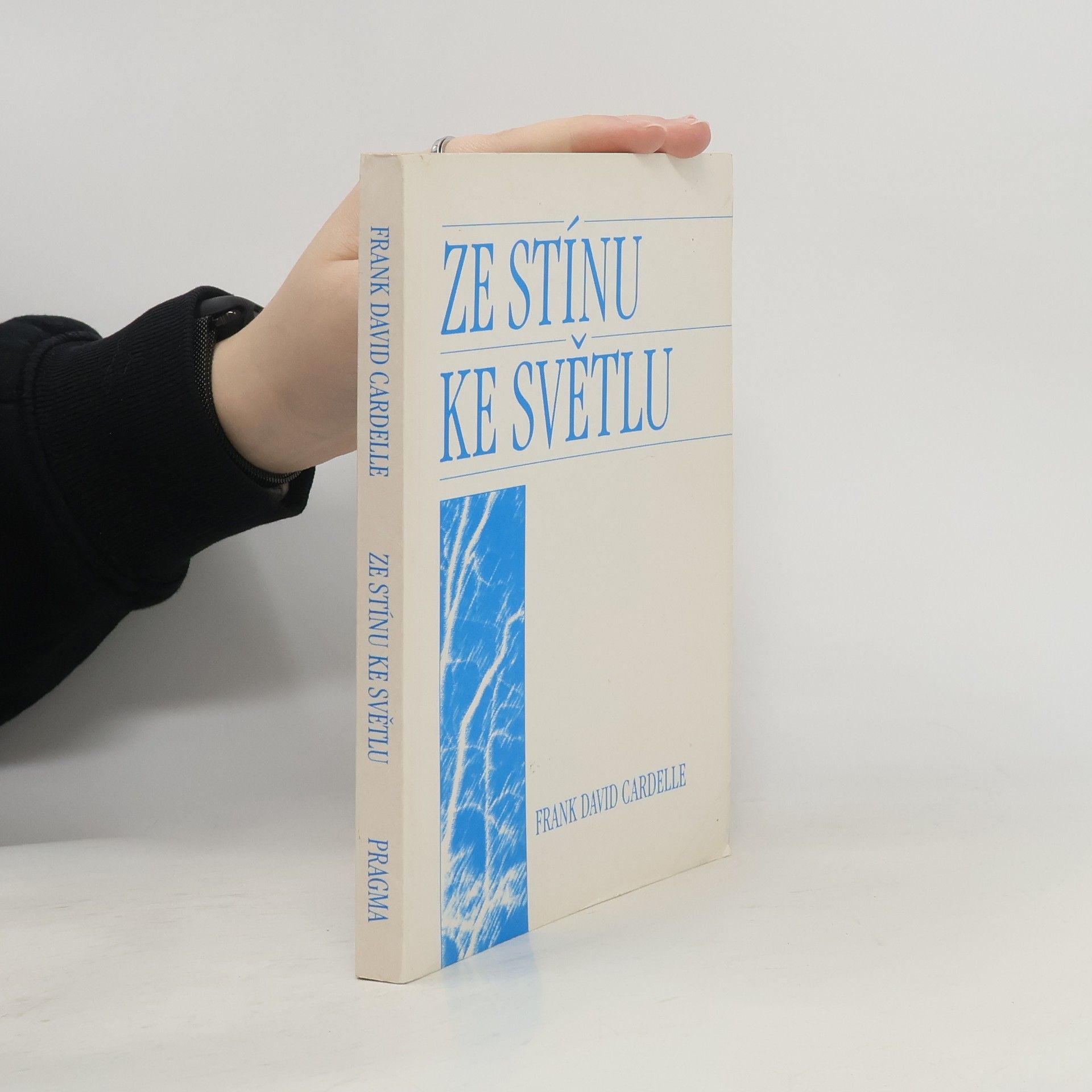 Ze stínu ke světlu