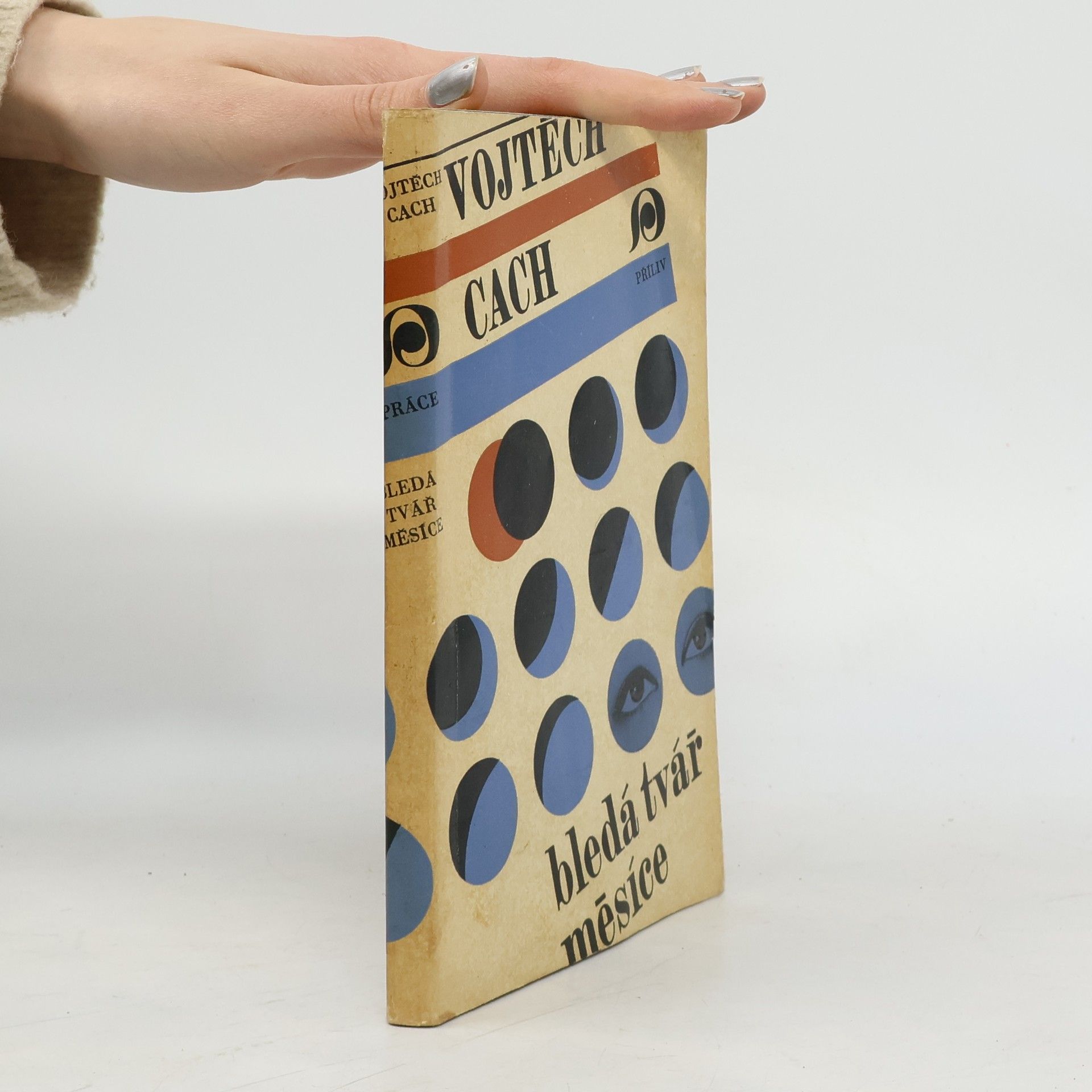 Vojtěch Cach Bledá tvář měsíce