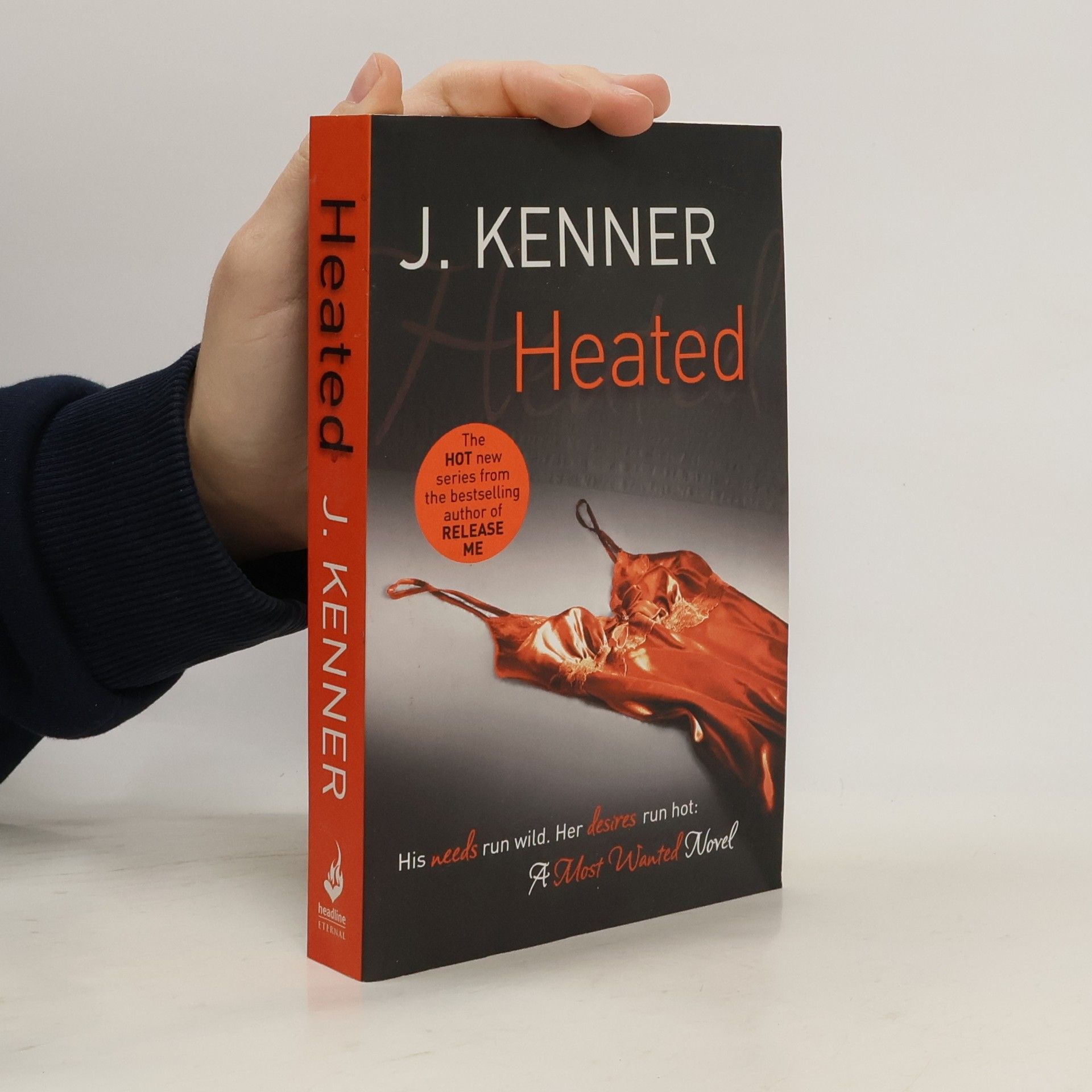 Julie Kenner Most Wanted - 2: Heated