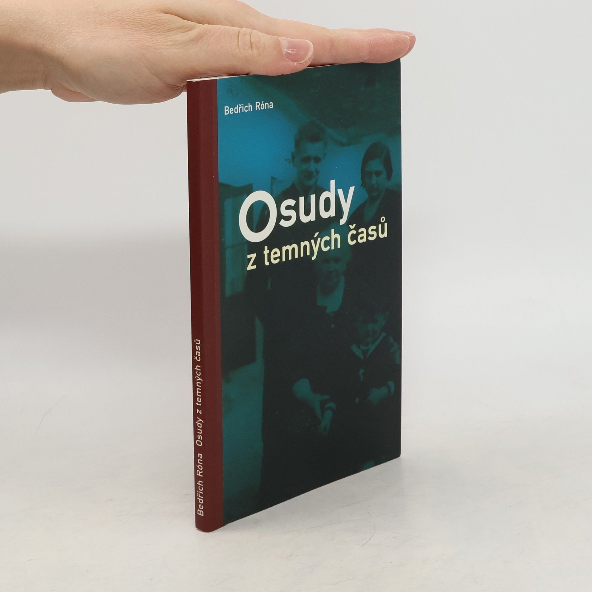 Osudy z temných časů