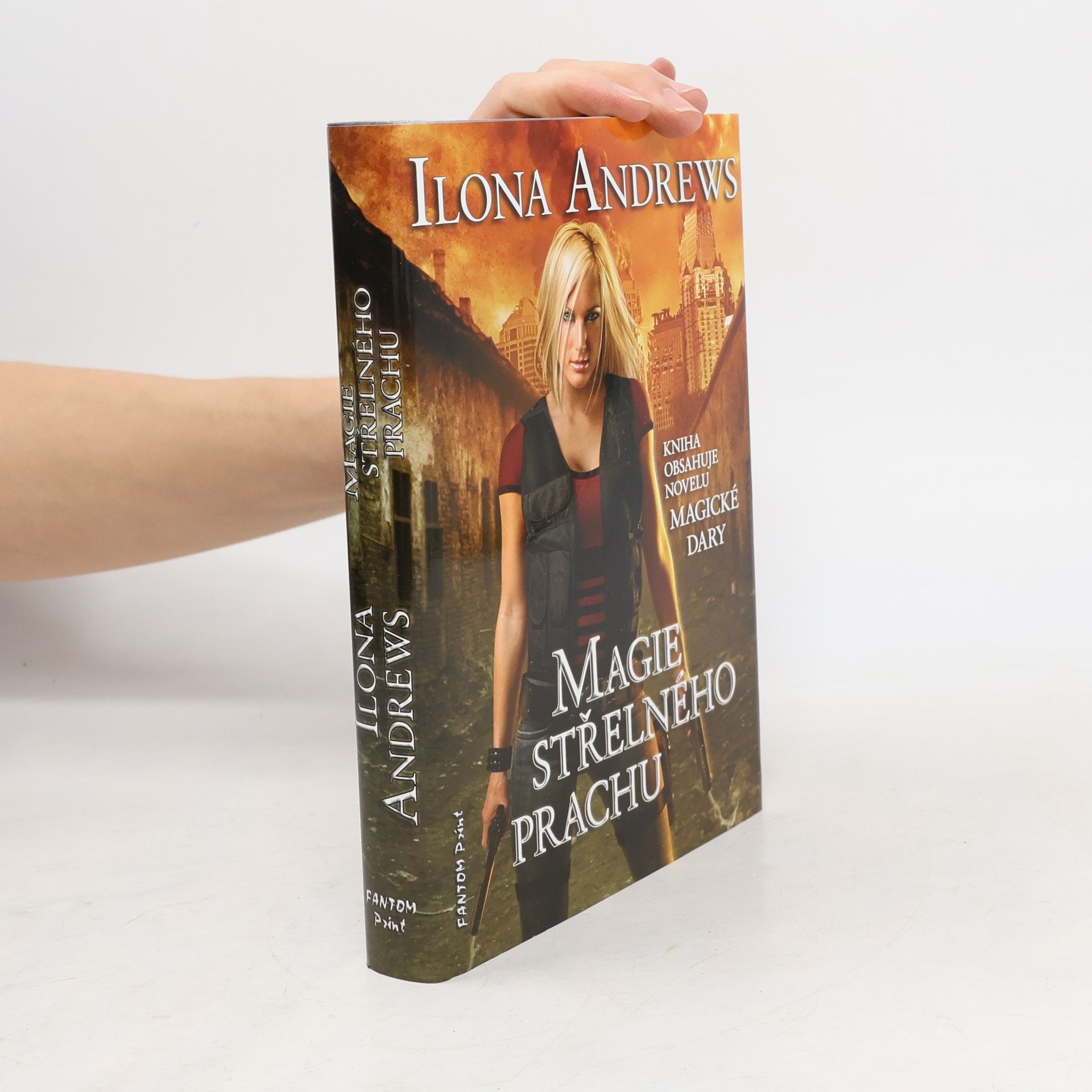 Ilona Andrews Magie střelného prachu