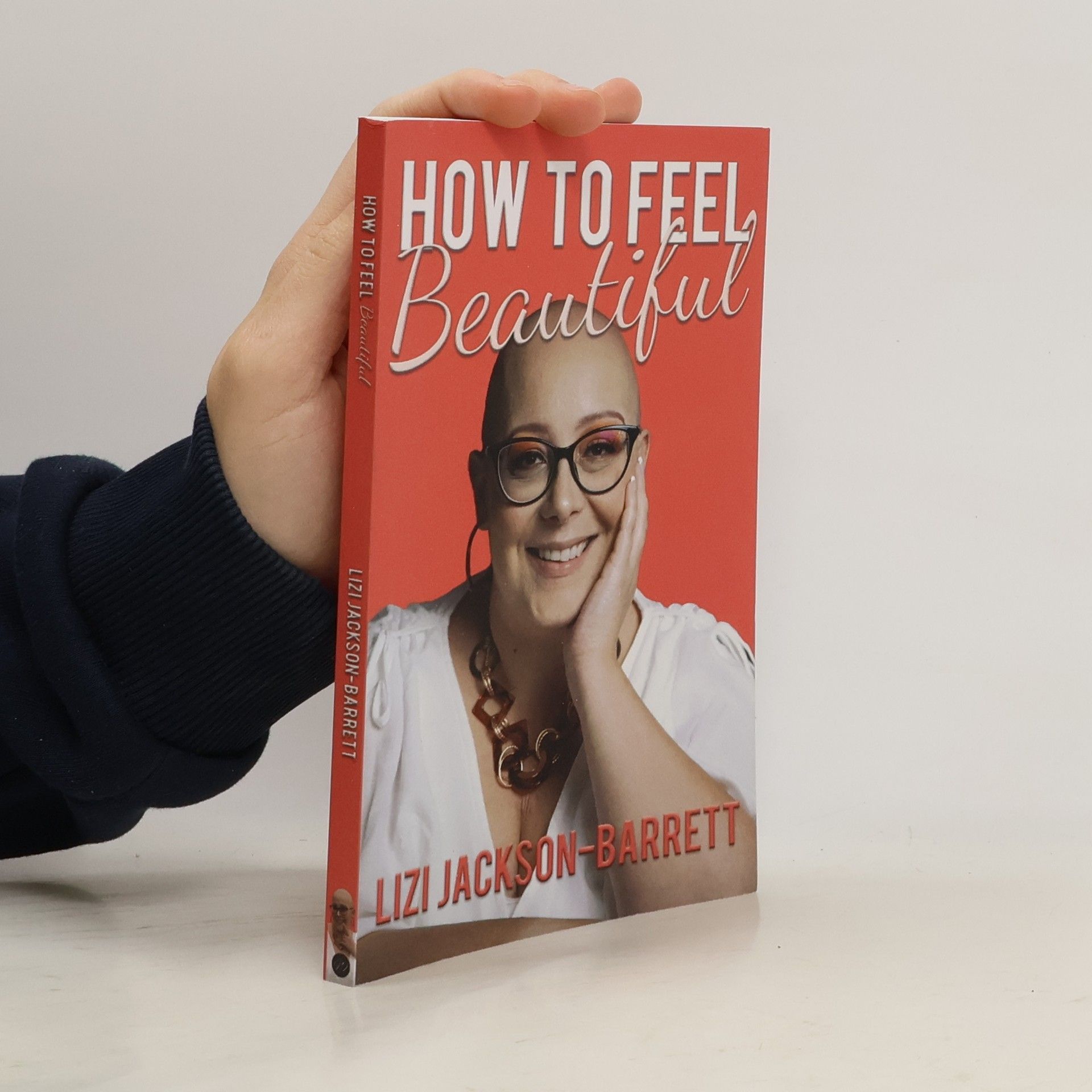 Lizi Jackson-Barrett How to Feel Beautiful