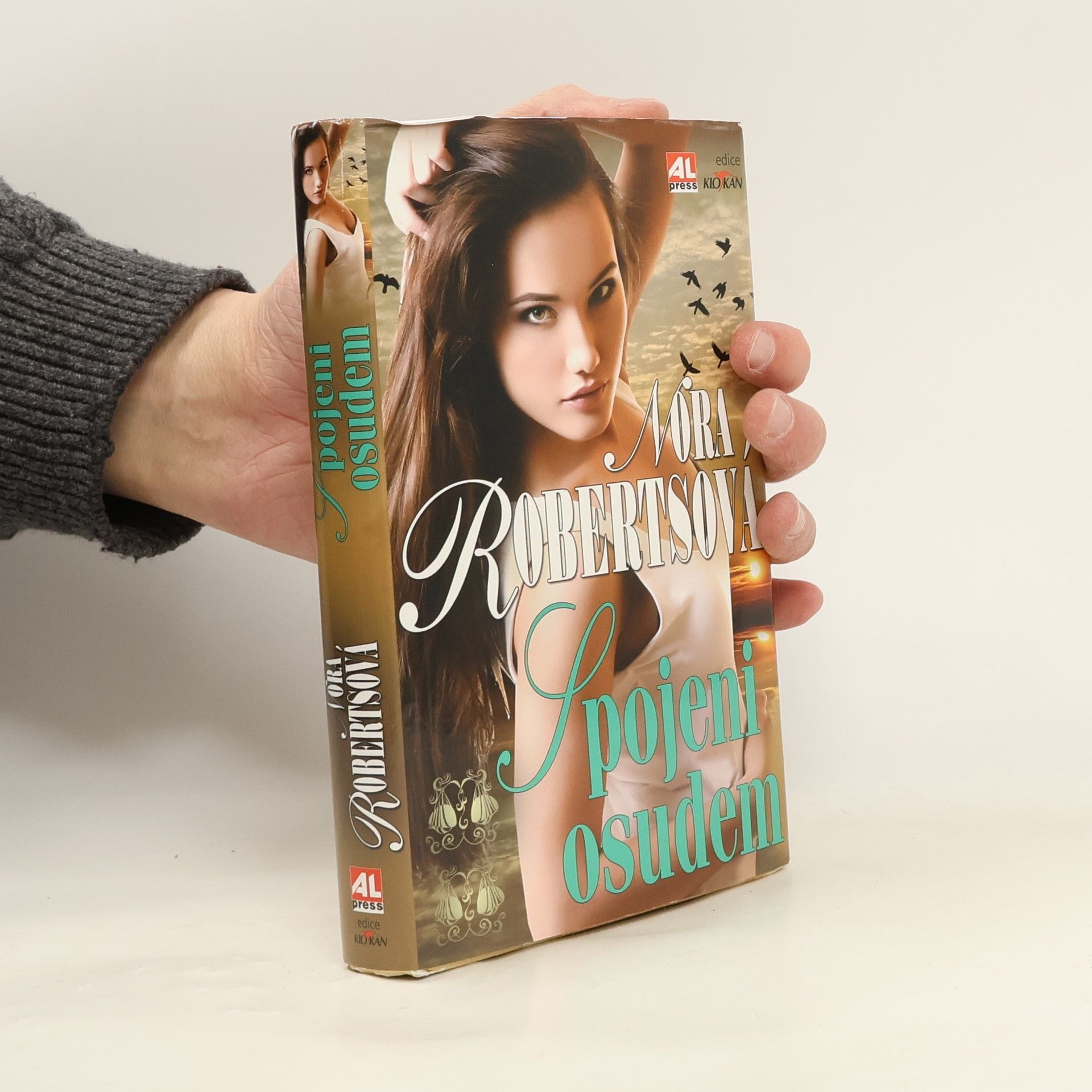 Nora Roberts Spojeni osudem