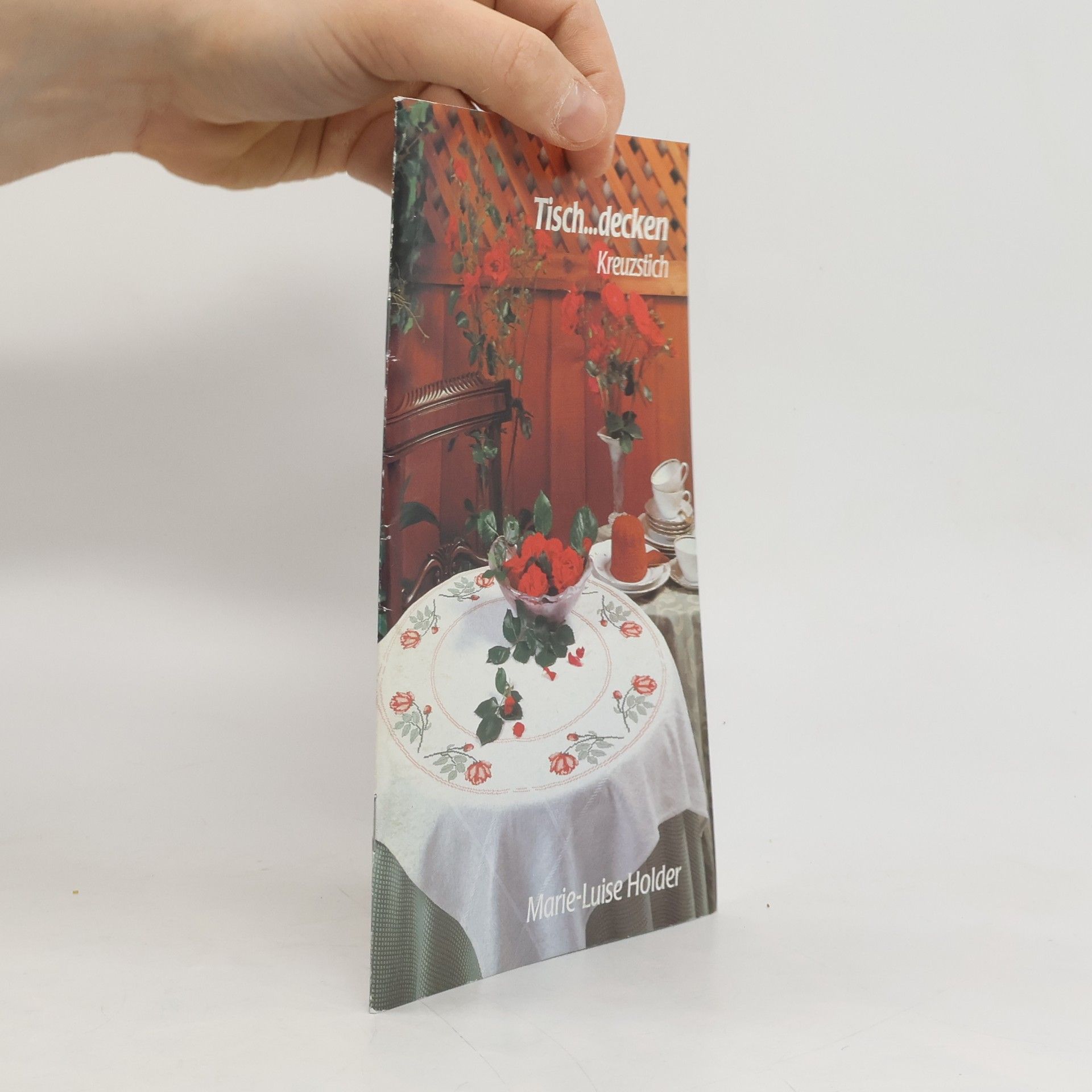 Marie-Luise Holder Tisch...decken. Kreuzstich