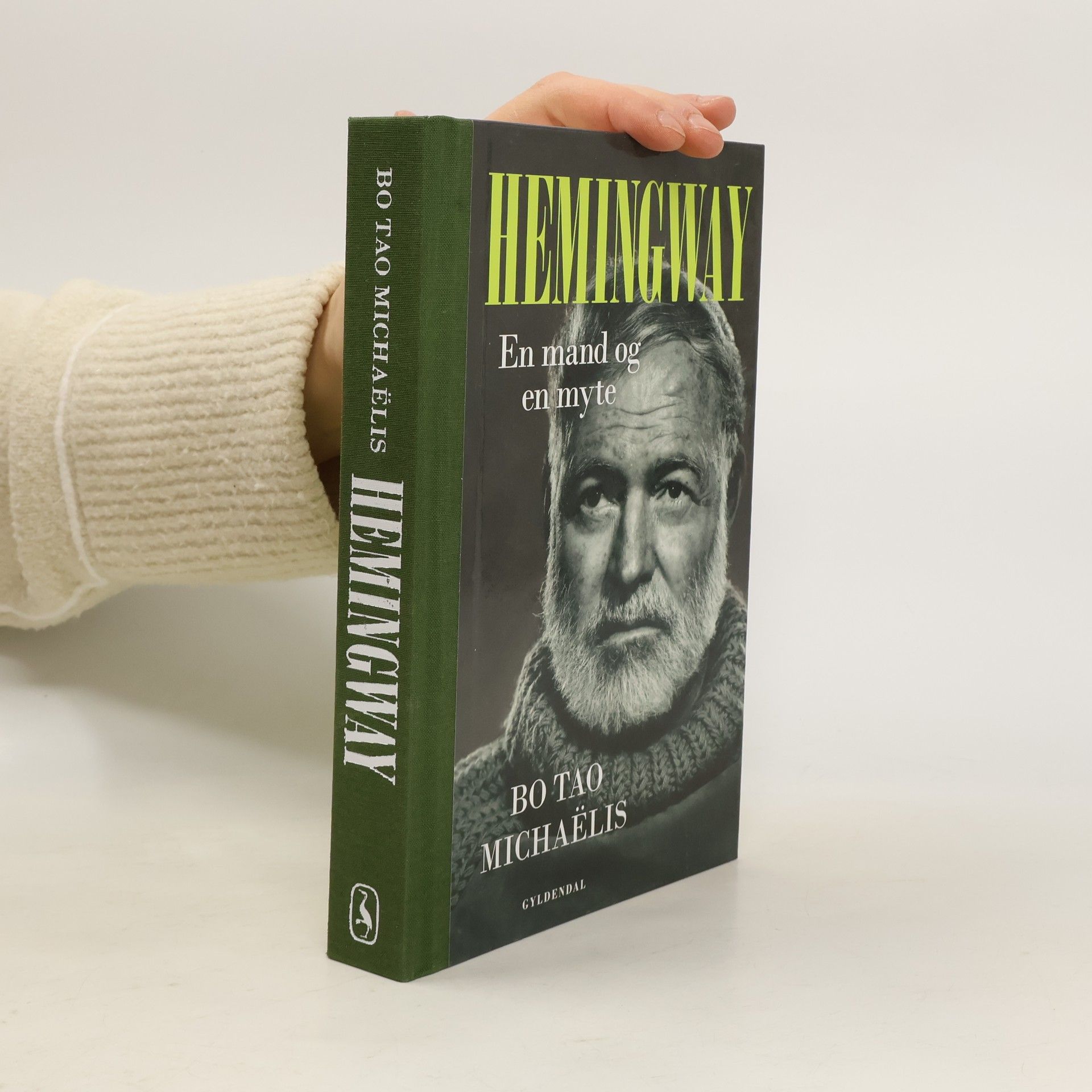 Bo Tao Michaëlis Hemingway - en mand og en myte