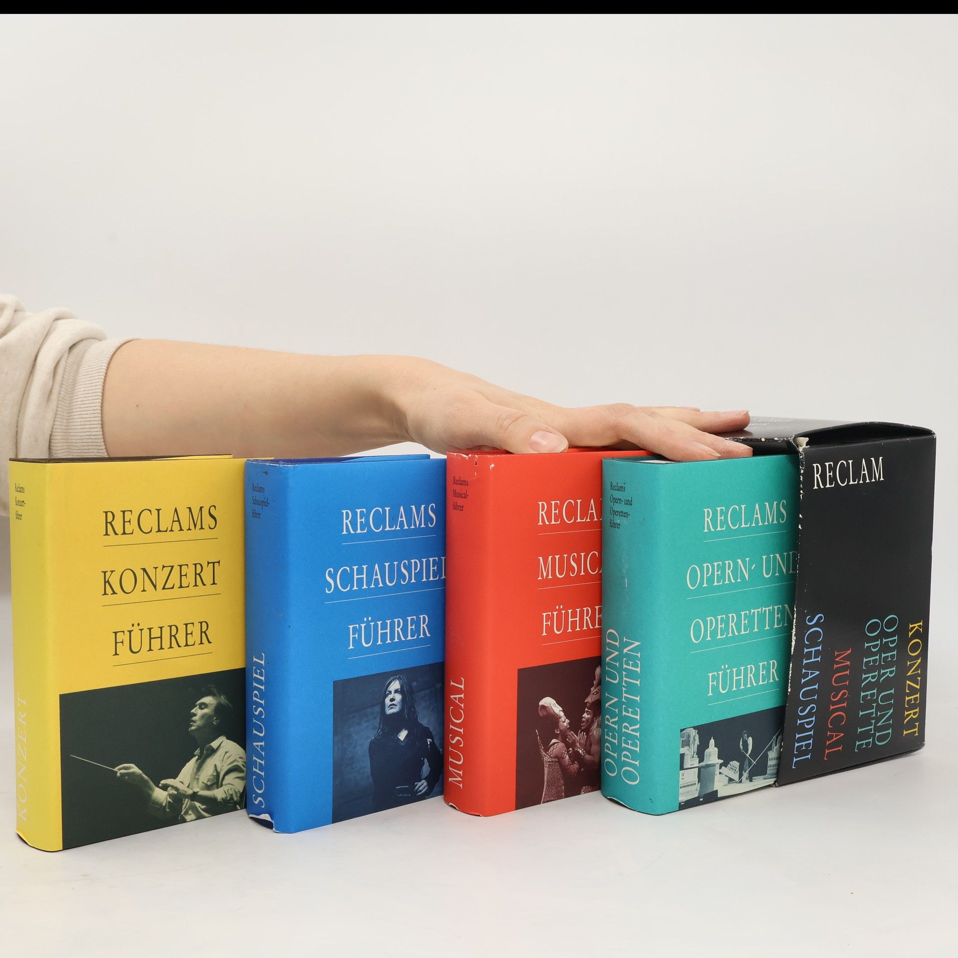 Charles B. Axton Reclams Konzertführer. Musicalführer. Opern- und Operettenführer. Schauspielführer