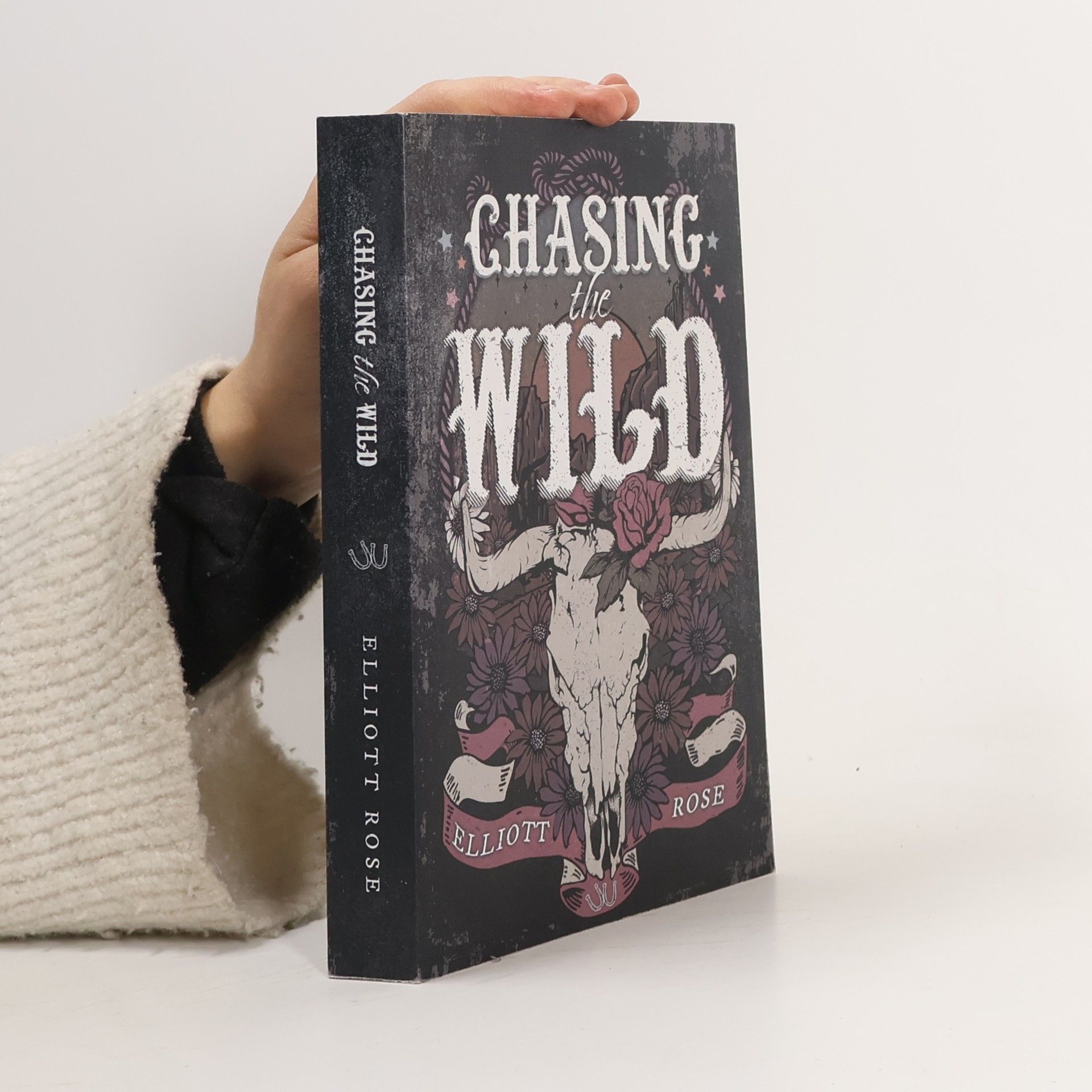 Elliott Rose Crimson Ridge - 1: Chasing the Wild