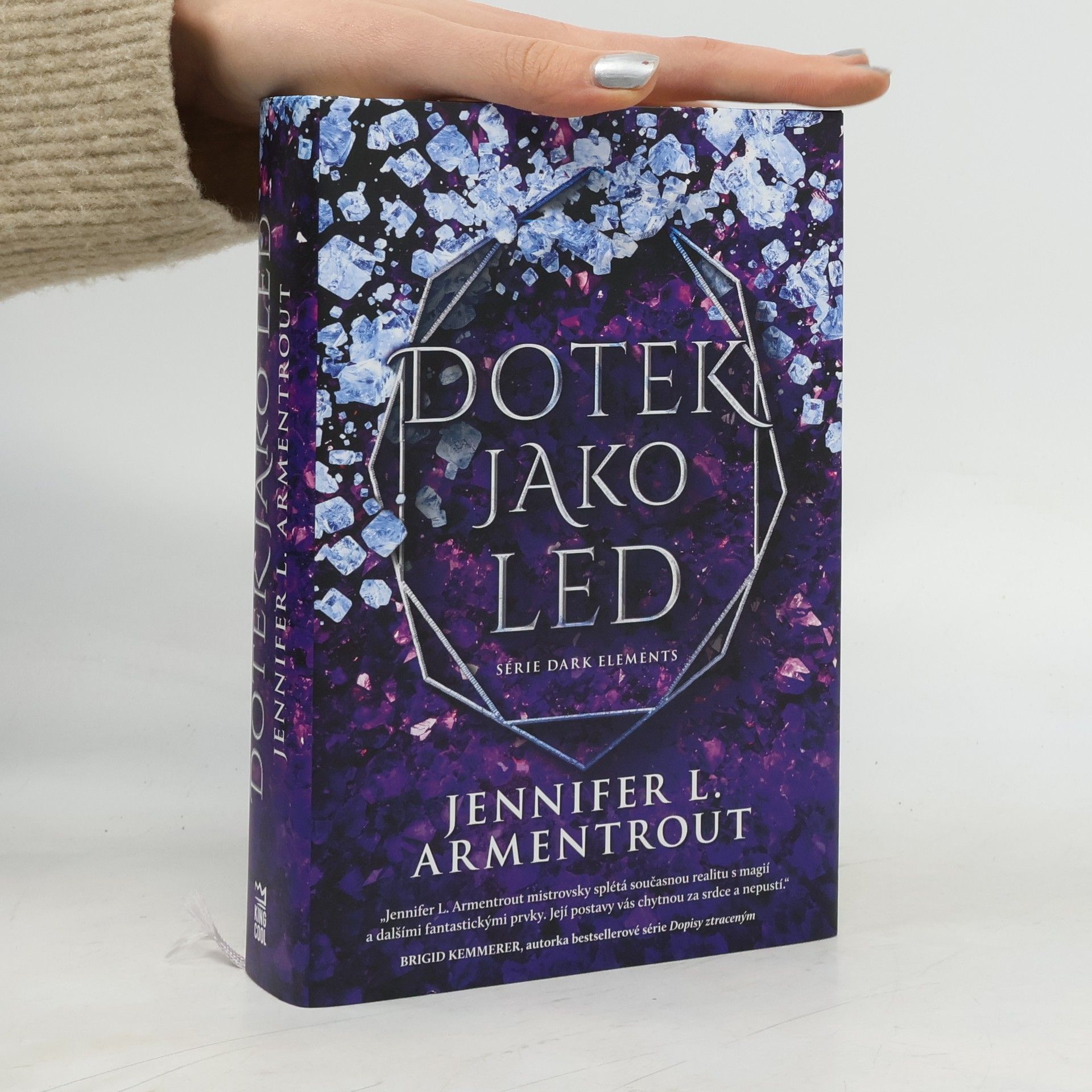Jennifer L. Armentrout Dotek jako led