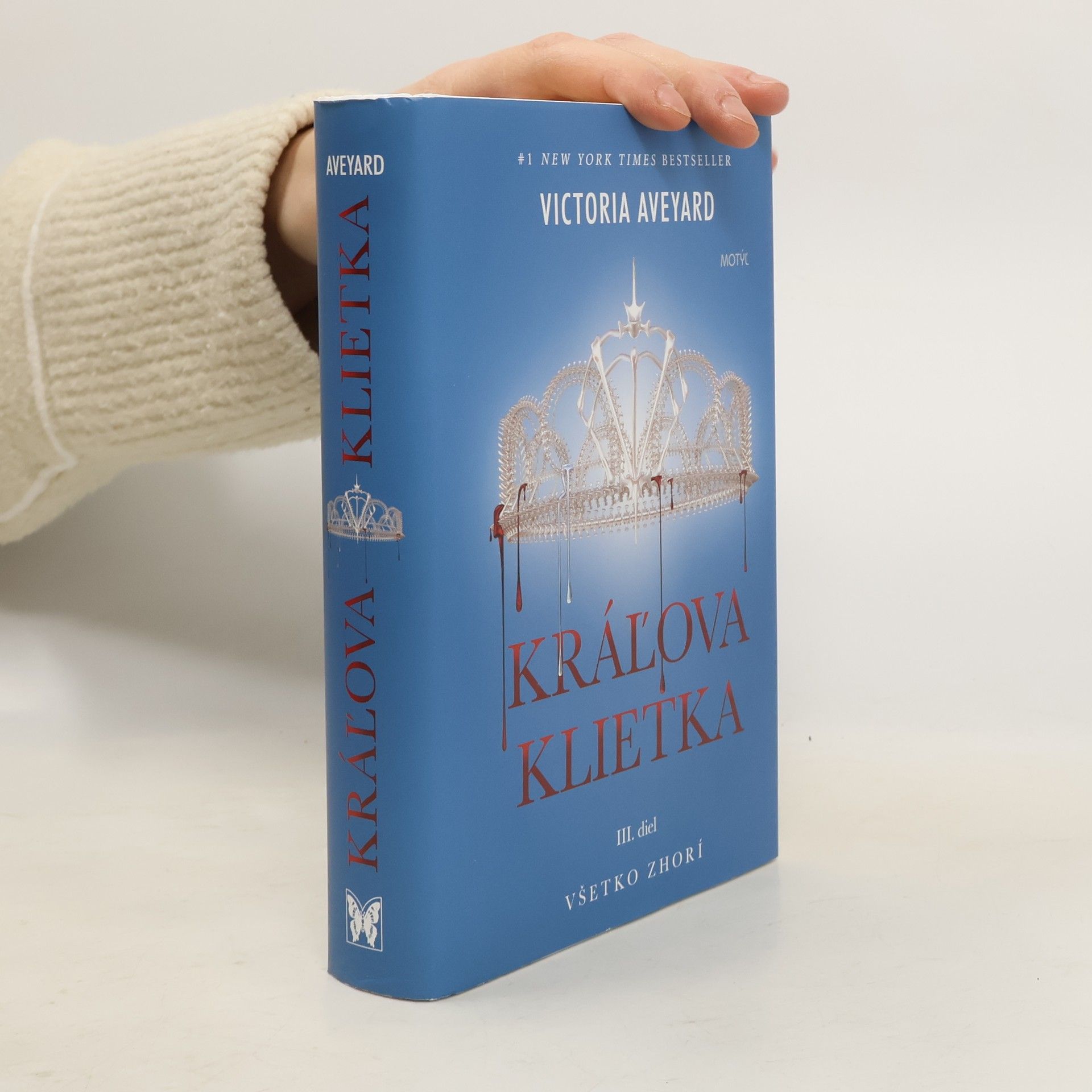 Victoria Aveyardová Králova klientka