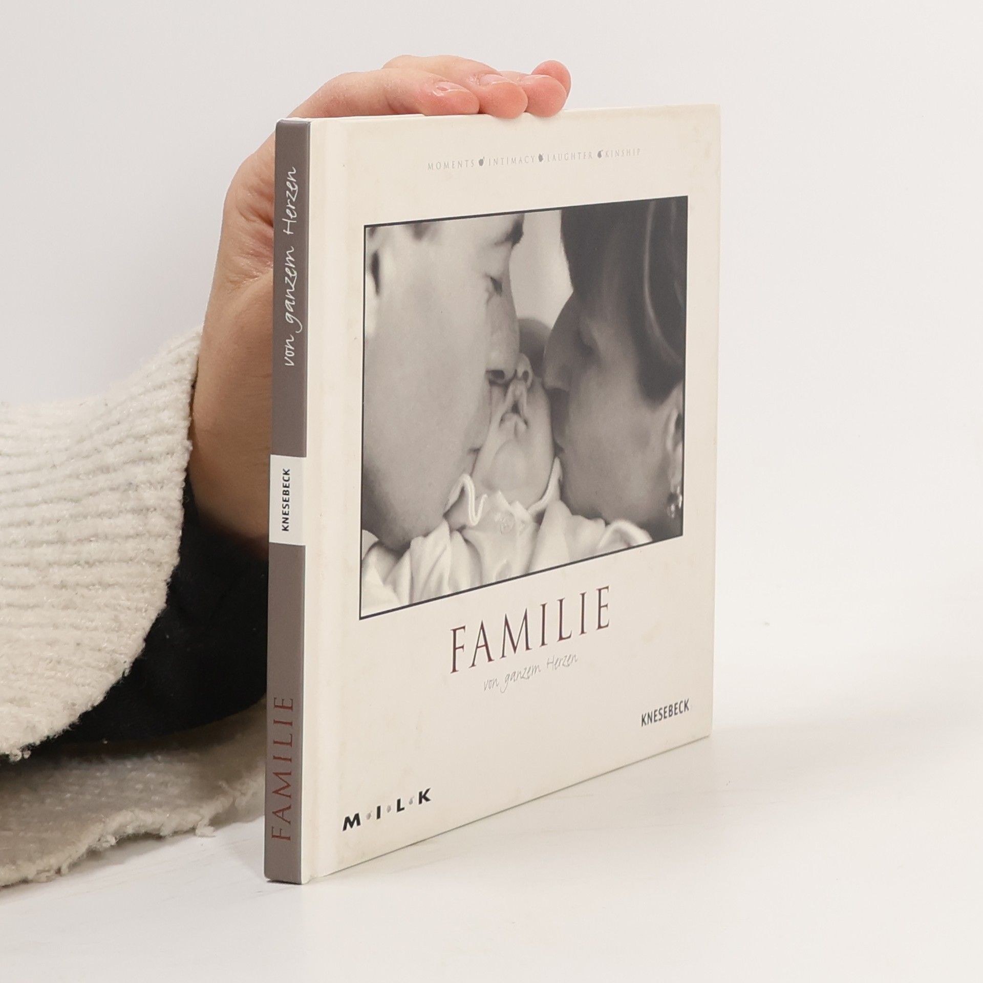 AA.VV. Familie von ganzem Herzen