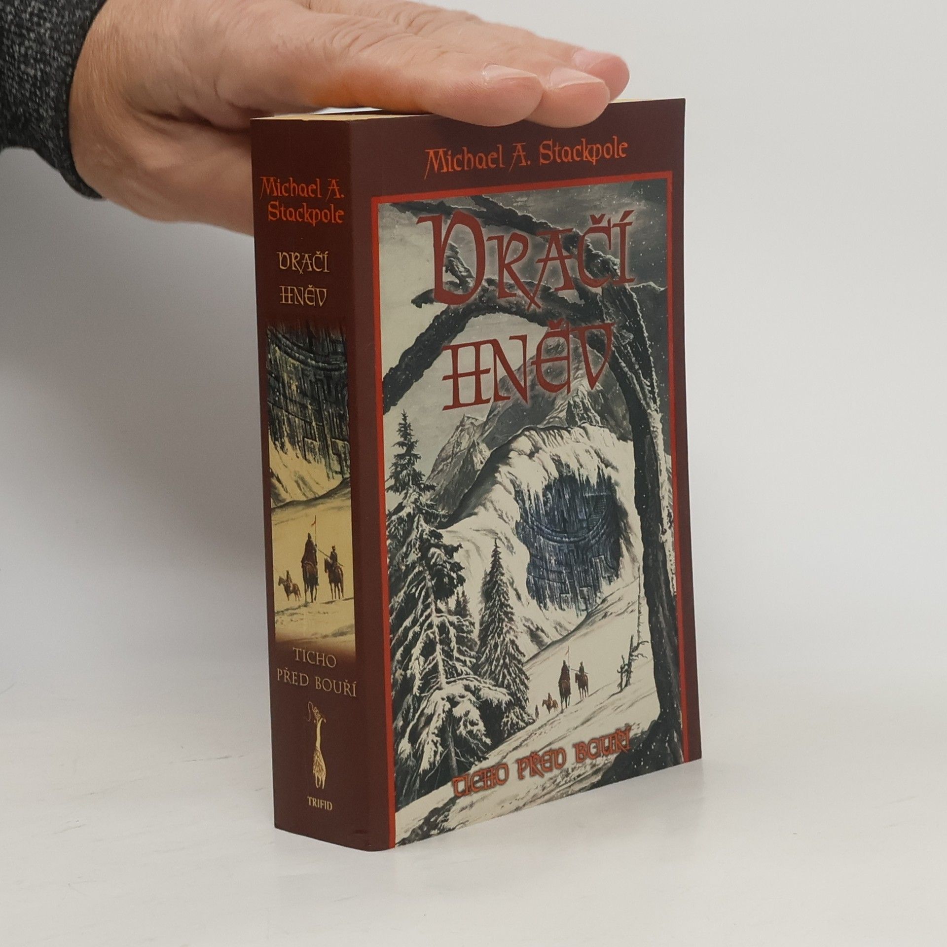 Ticho před bouří. Dračí hněv 1