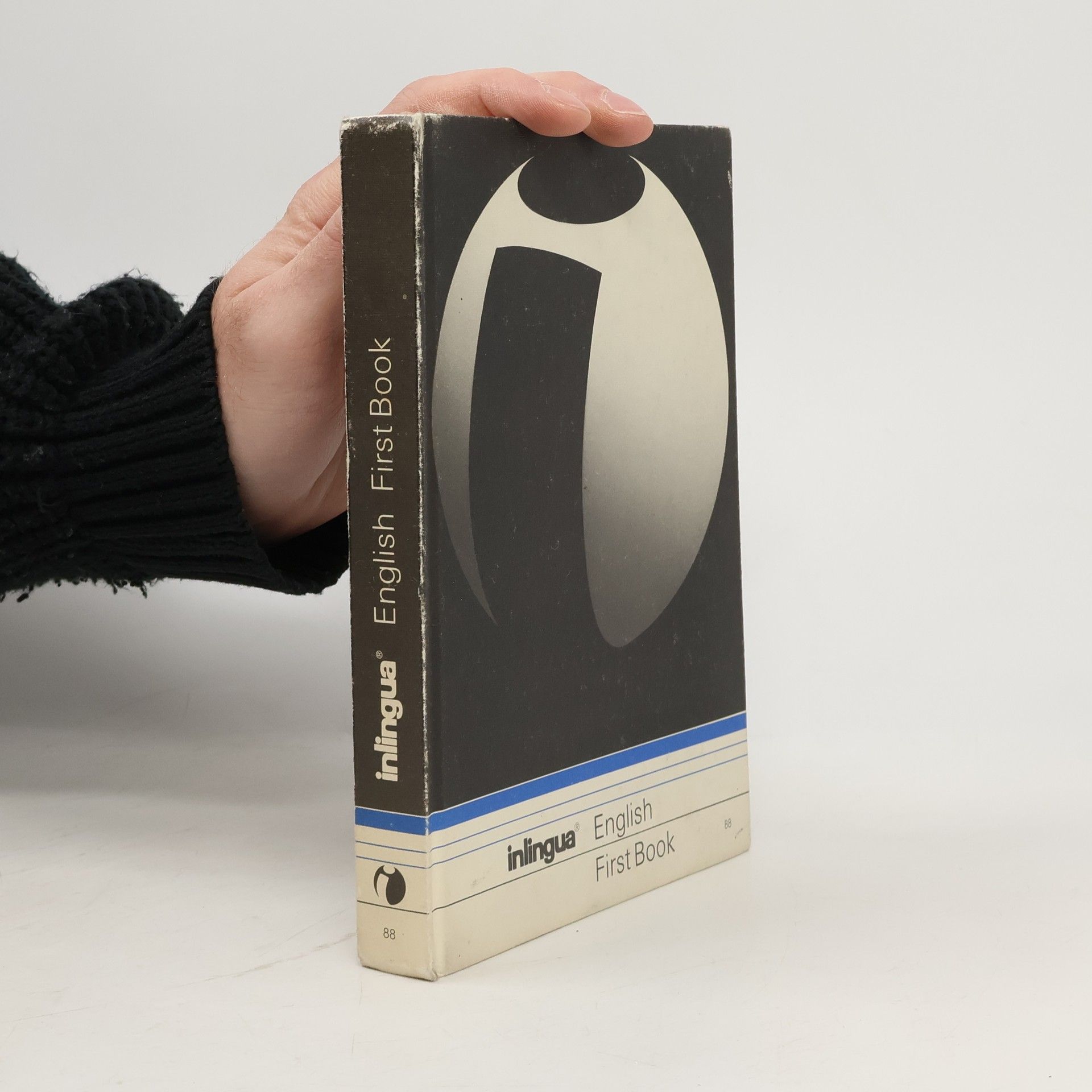 Collectif d'auteurs English First Book