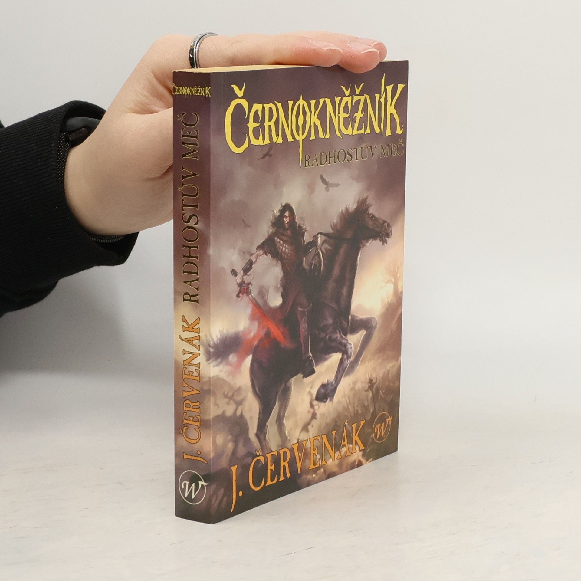 Juraj Červenák Černokněžník. Radhostův meč