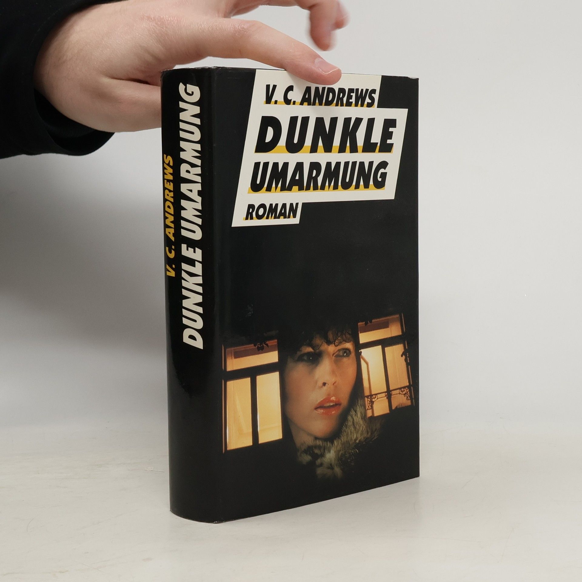 V. C. Andrews Dunkle Umarmung