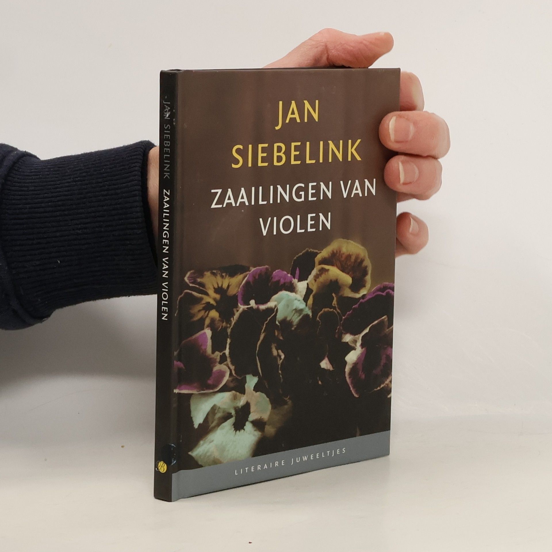 Literaire juweeltjes: Zaailingen van violen