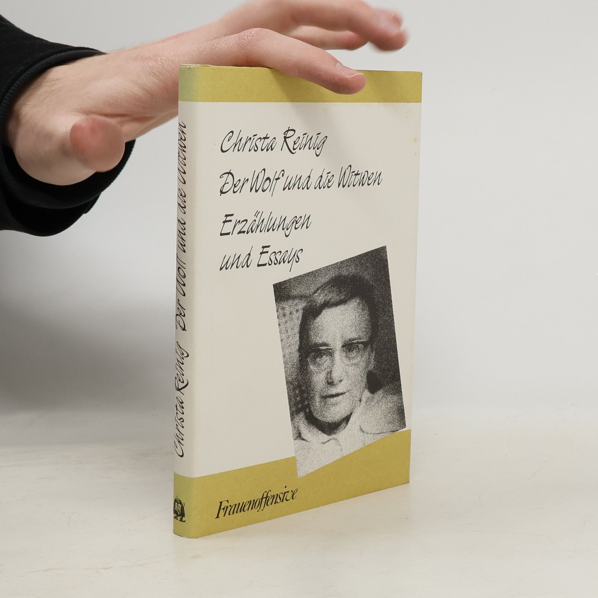 Der Wolf und die Witwen. Erzählungen und Essays