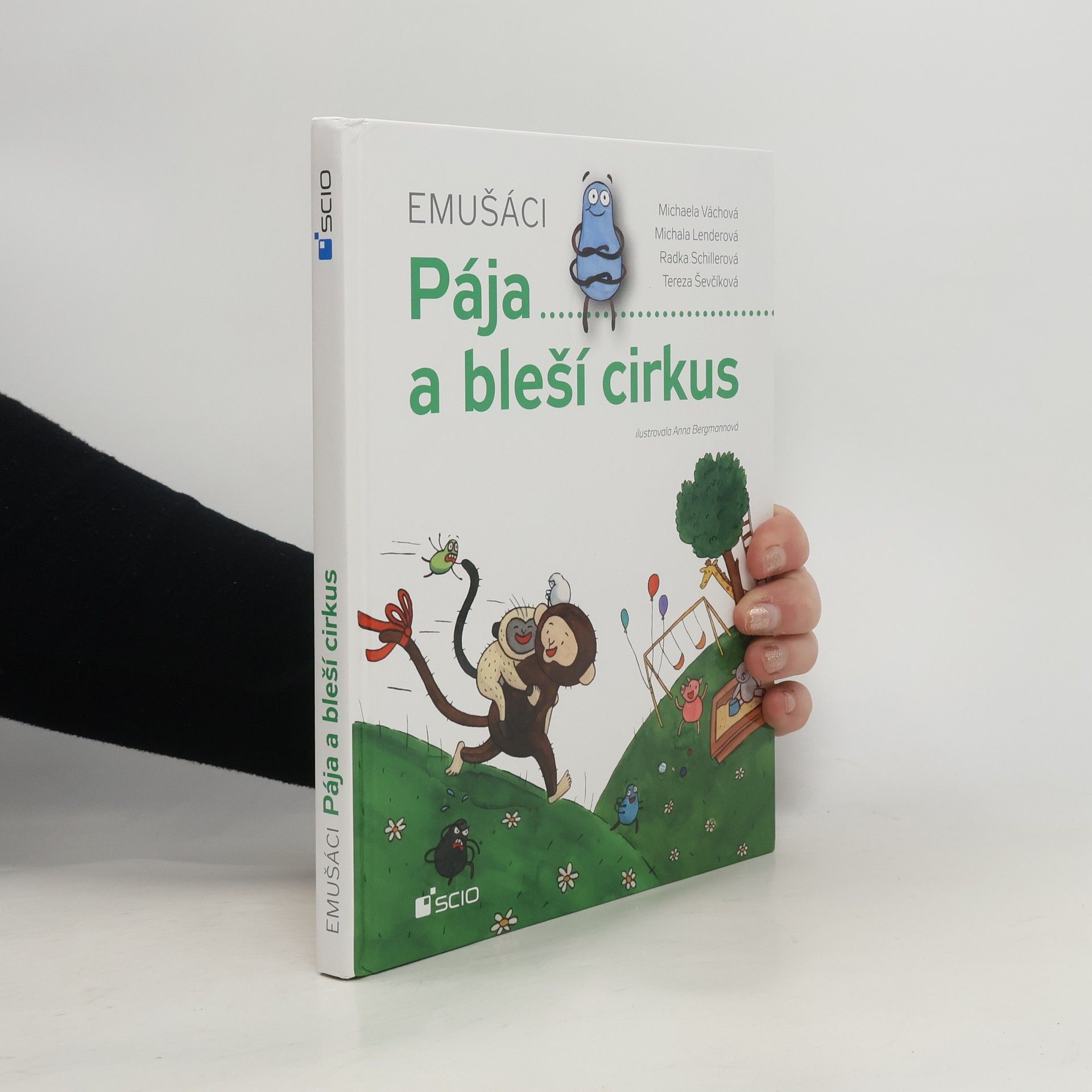 Emušáci - Pája a bleší cirkus