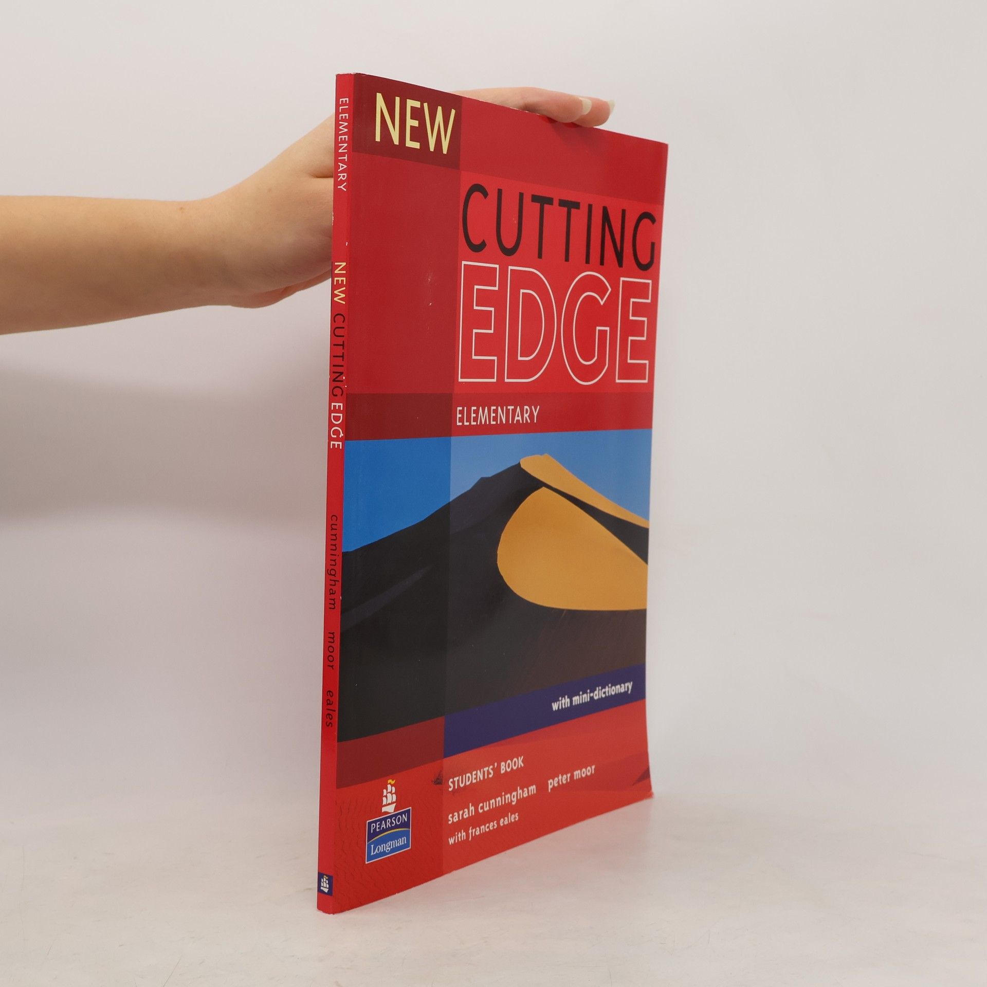 Sarah Cunningham New Cutting Edge. Elementary. Students' Book