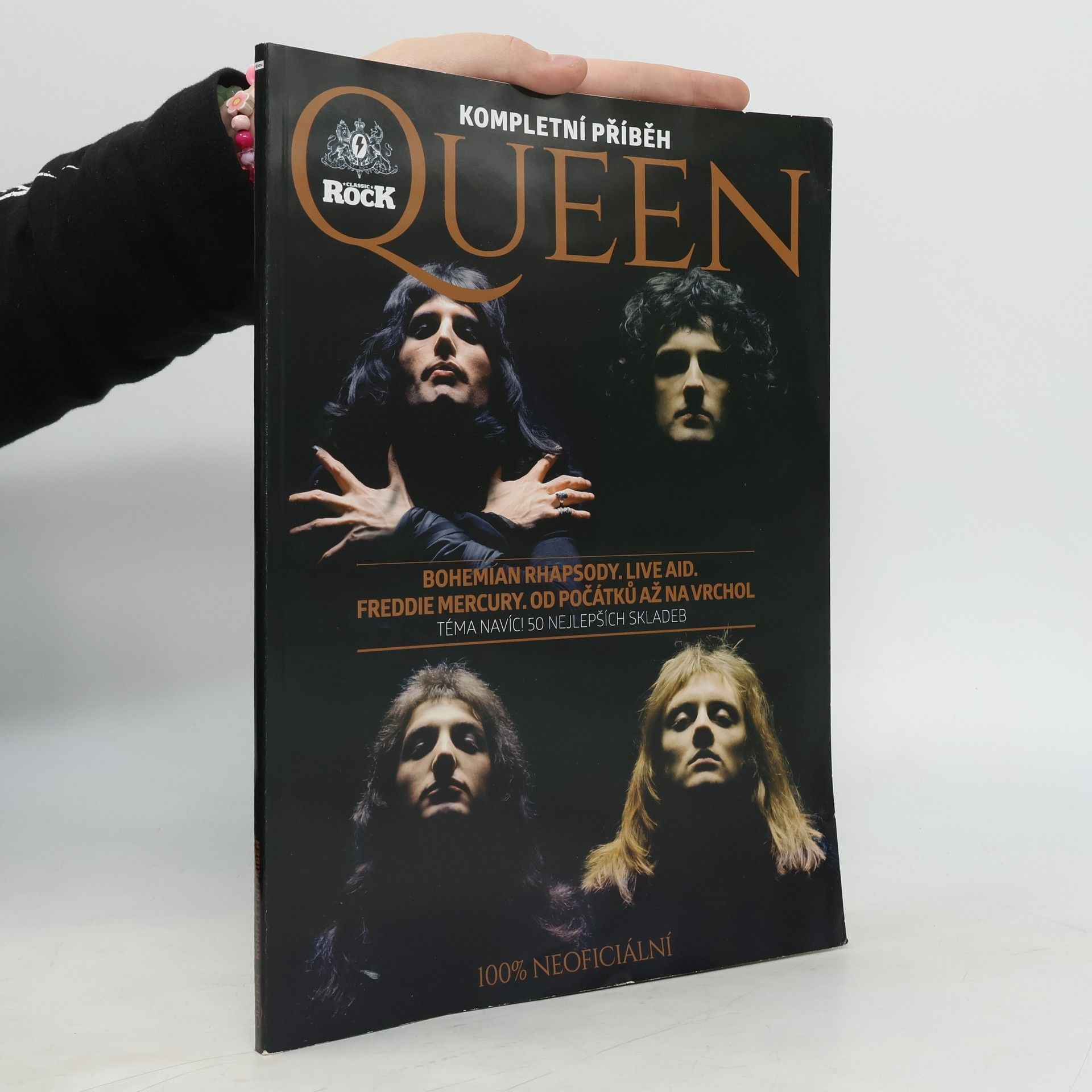 Kolektív autorov Queen kompletní příběh