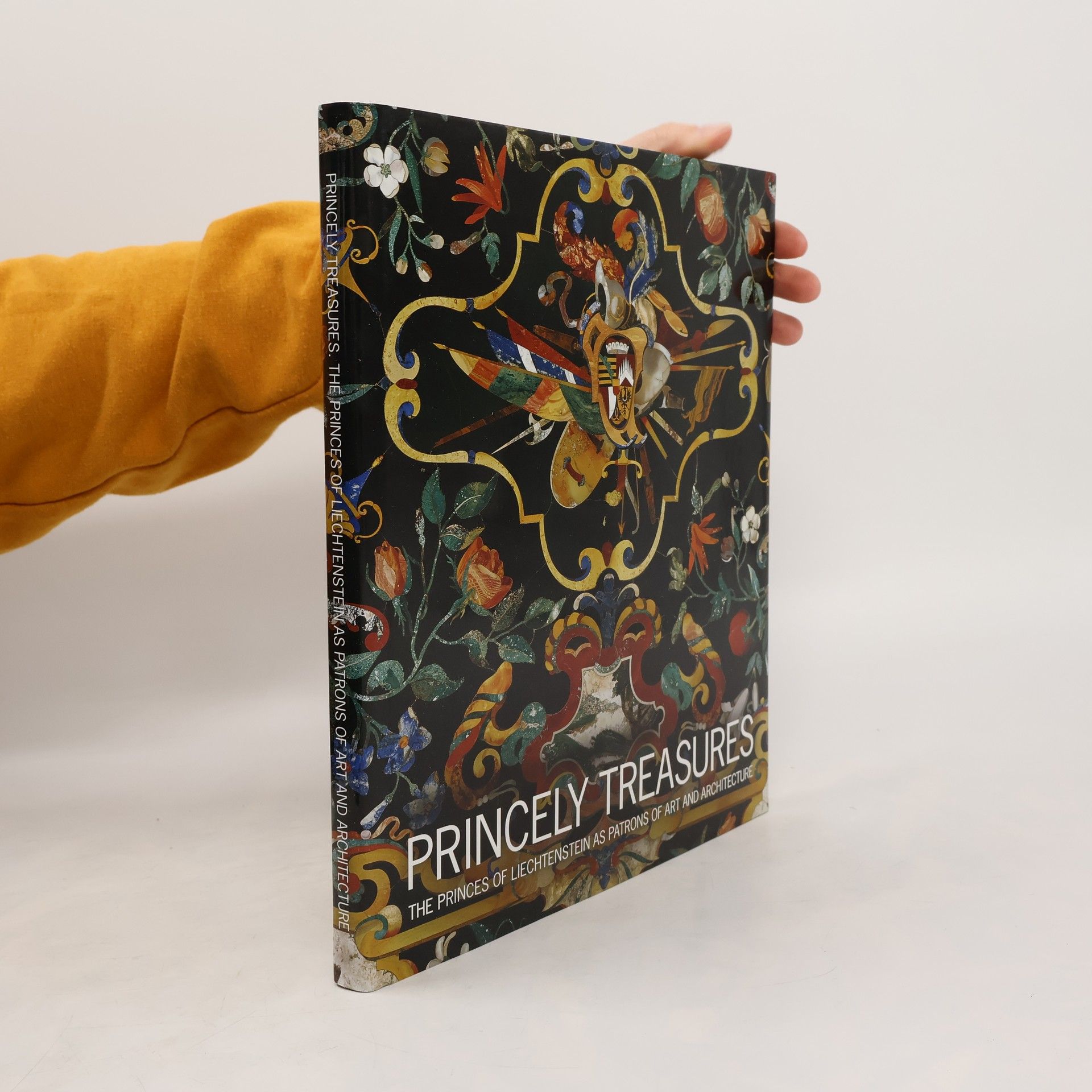 AA.VV. Princely Treasures