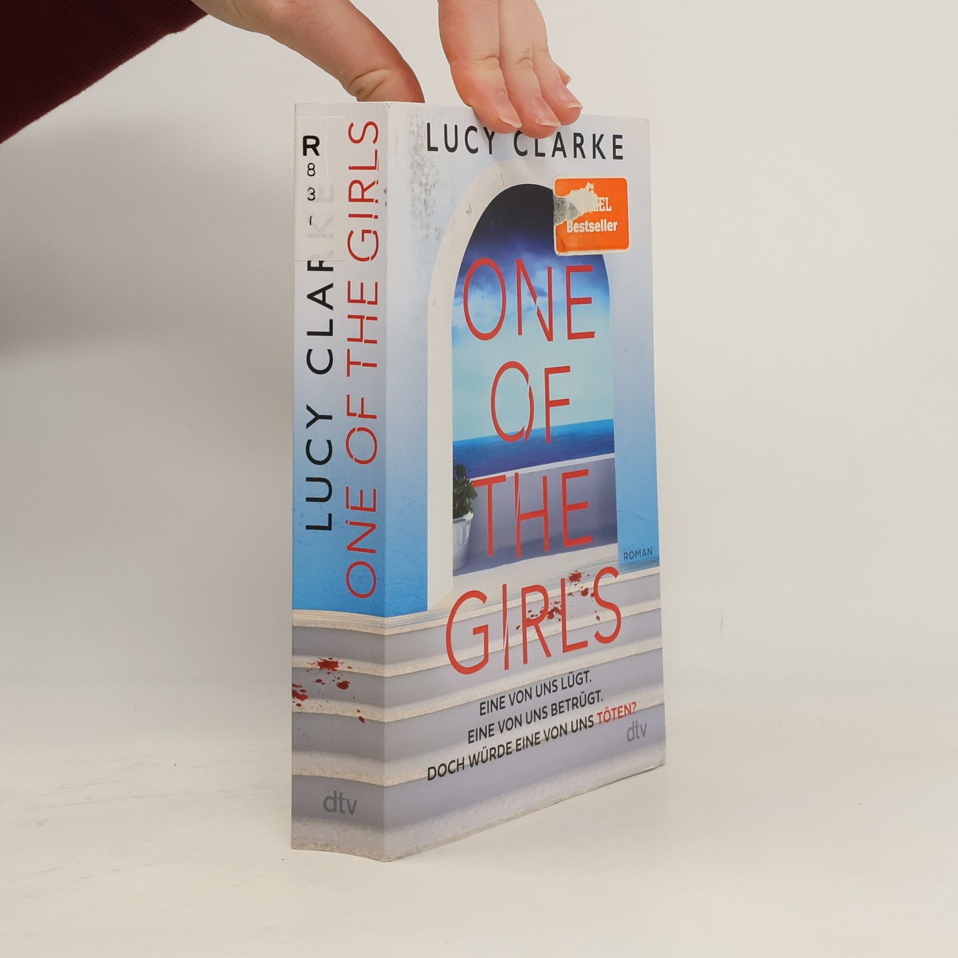 Lucy Clarke One of the Girls