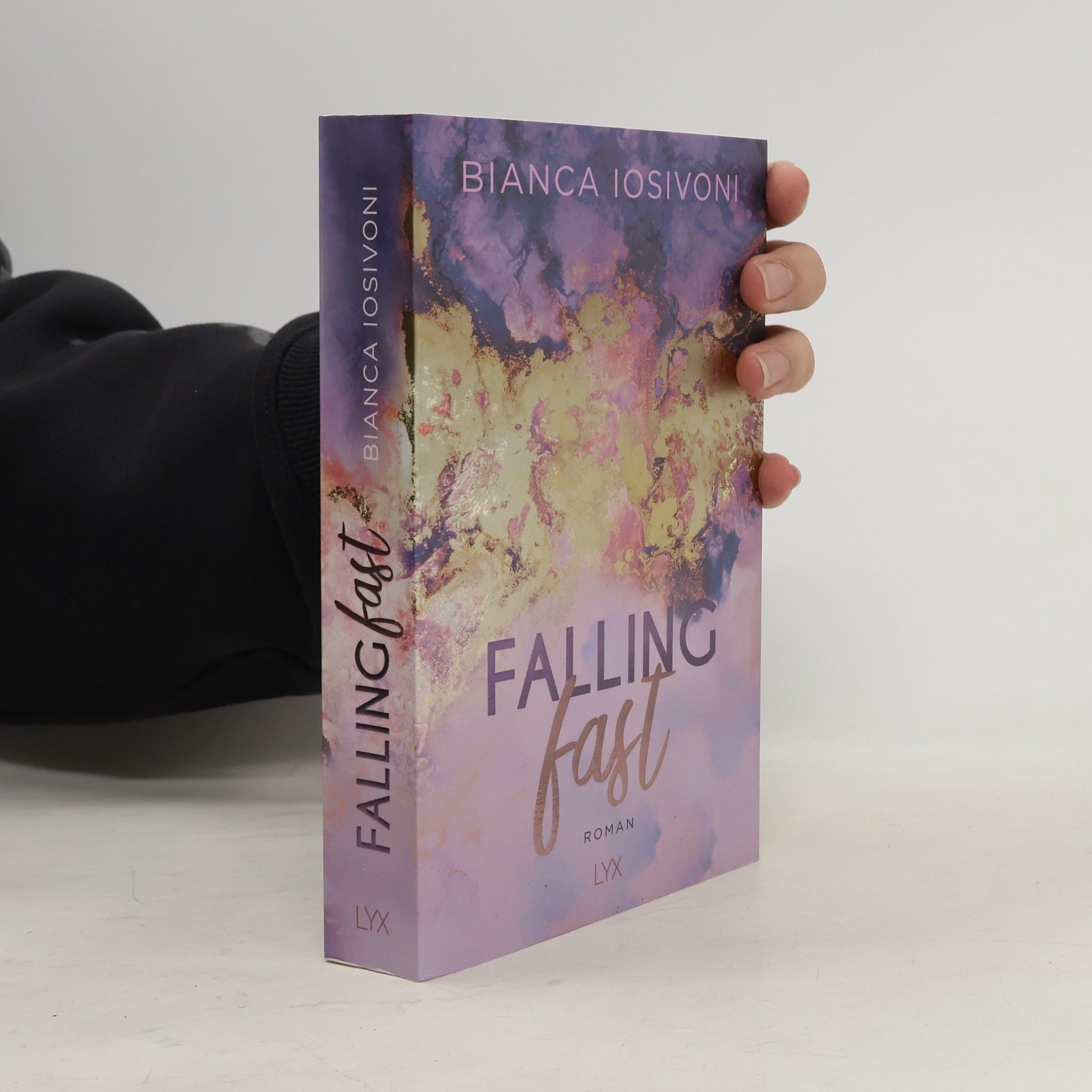 Bianca Iosivoni Falling fast