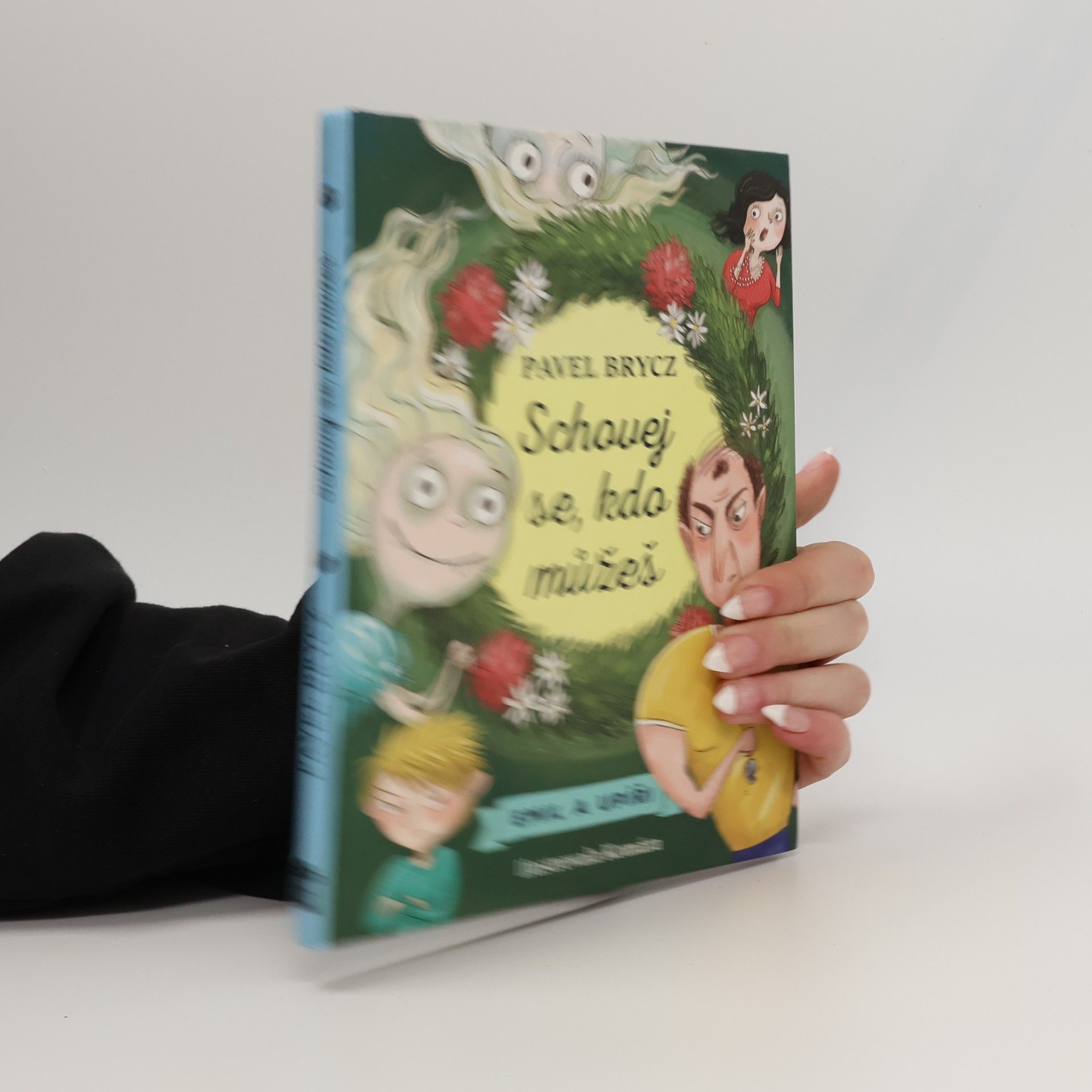 Pavel Brycz Emil a upíři. Schovej se, kdo můžeš