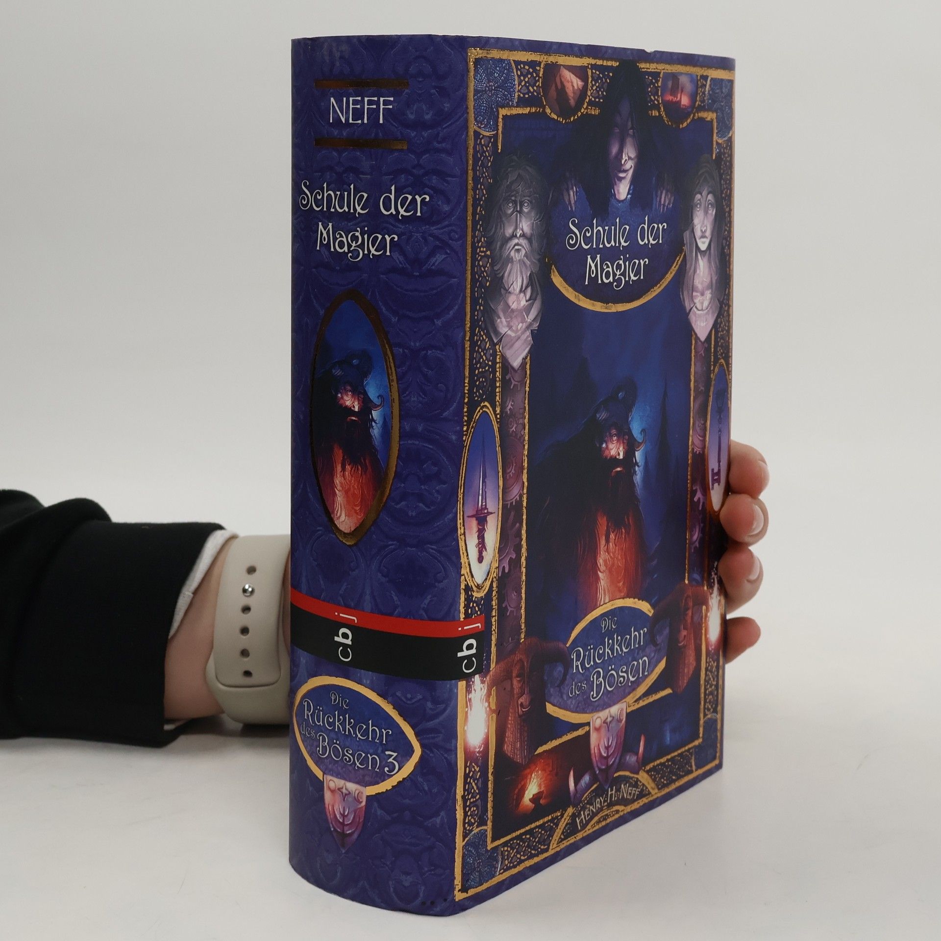 Schule der Magier. Die Rückkehr des Bösen.