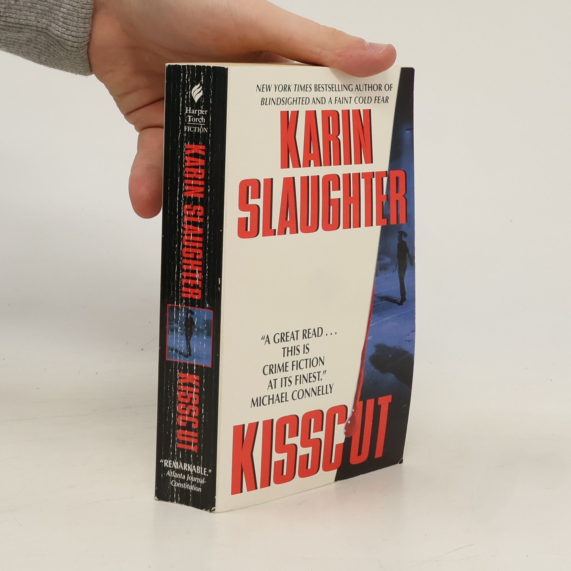 Karin Slaughter Kisscut