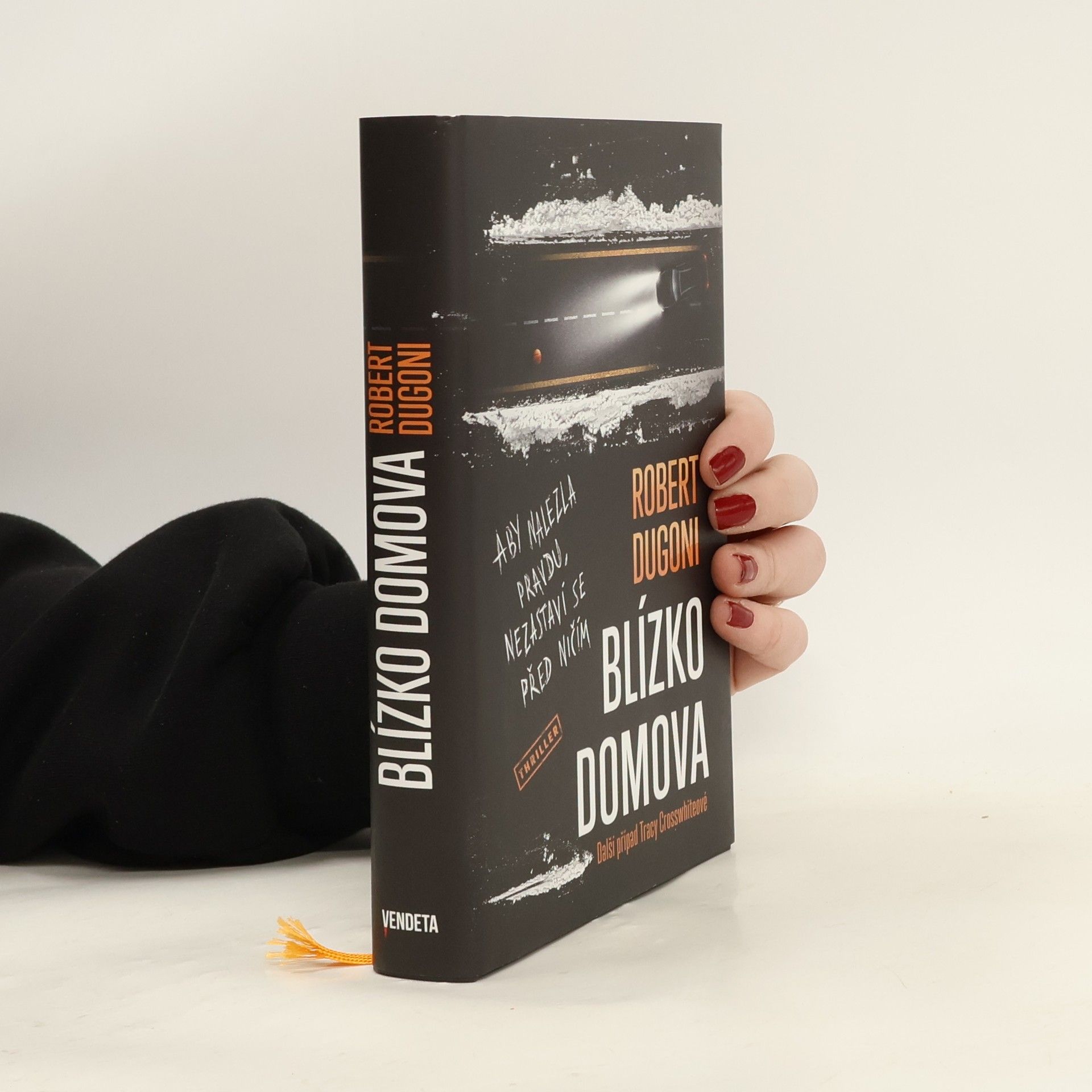 Robert Dugoni Blízko domova