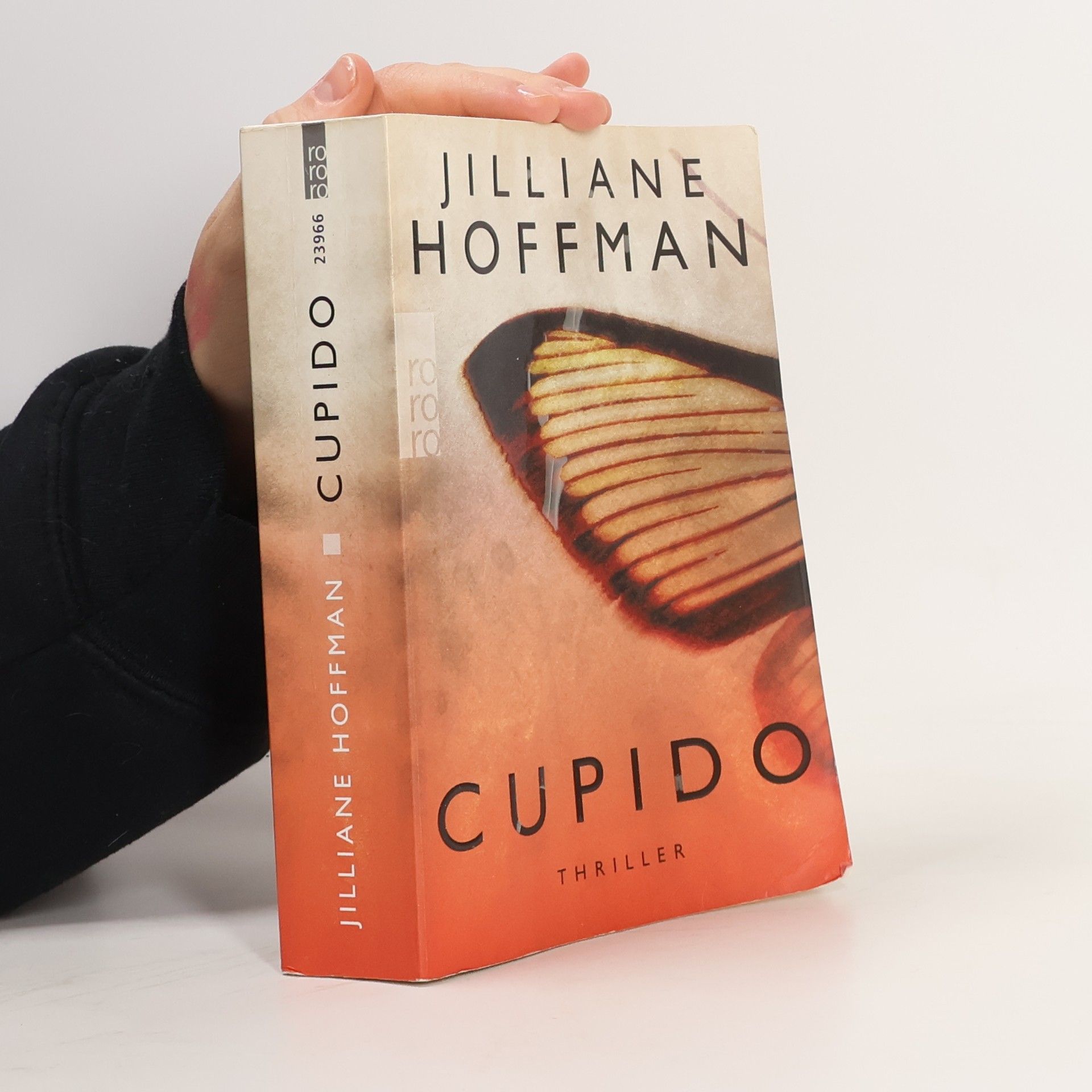 Jilliane Hoffman Cupido