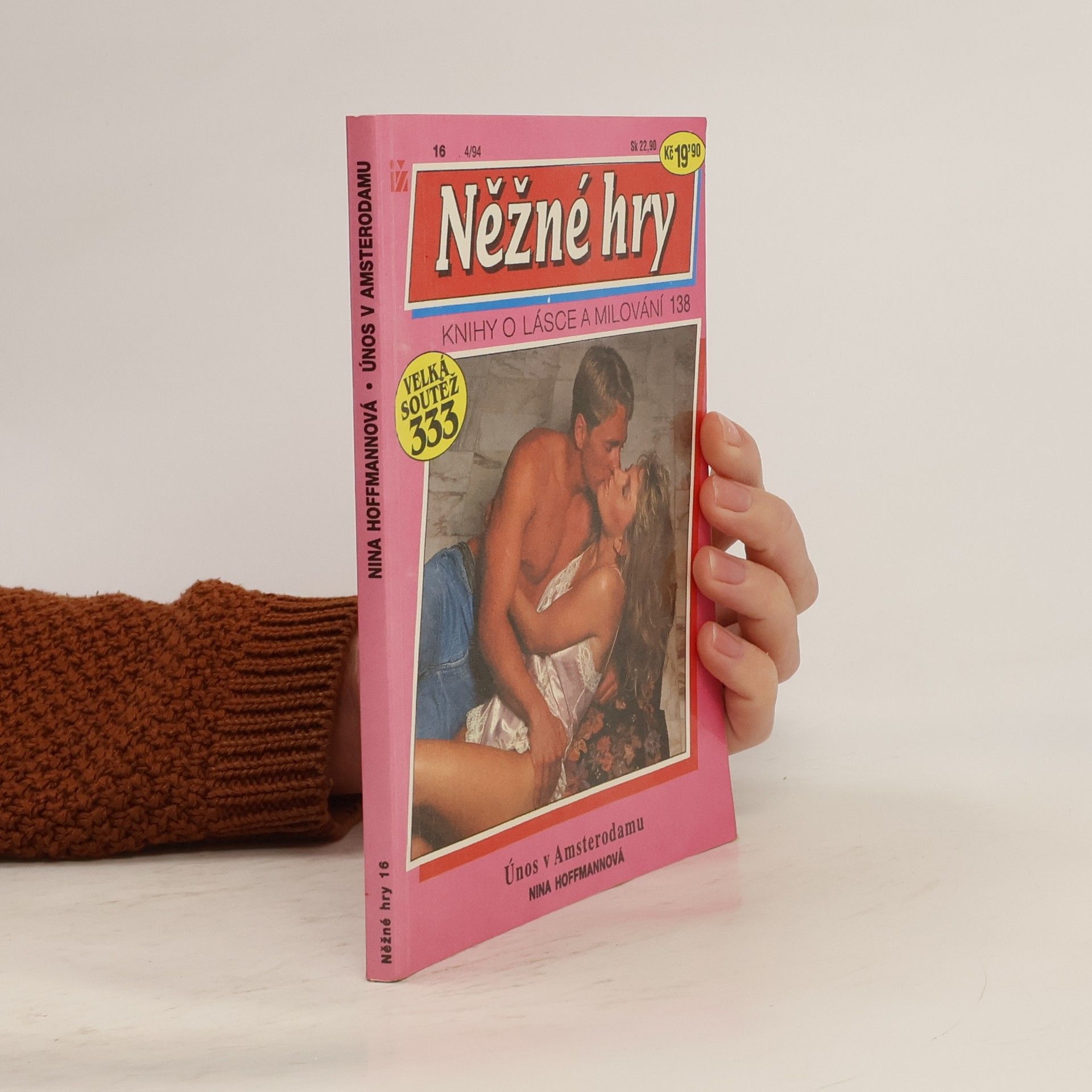 Nina Hoffmanová Únos v Amsterodamu